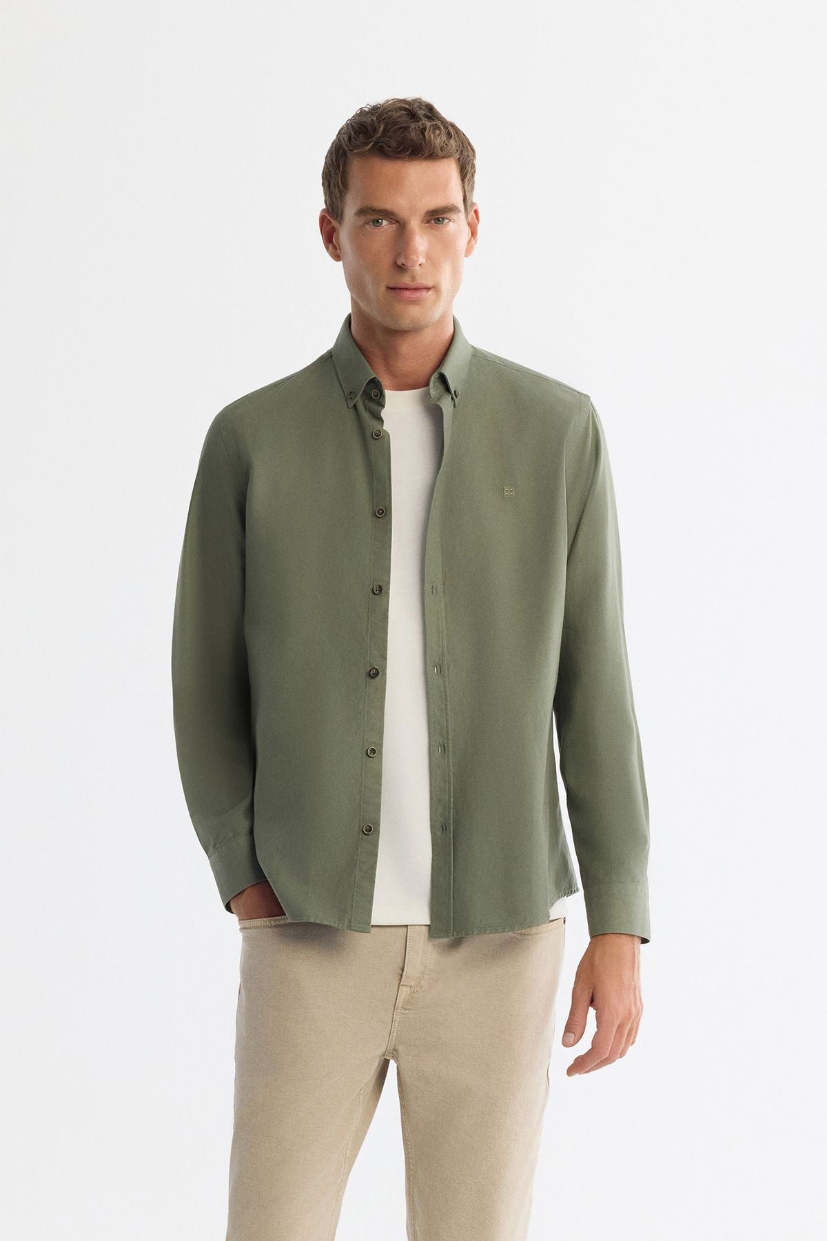 Male Khaki button collar diagonel cotton shirt B002036