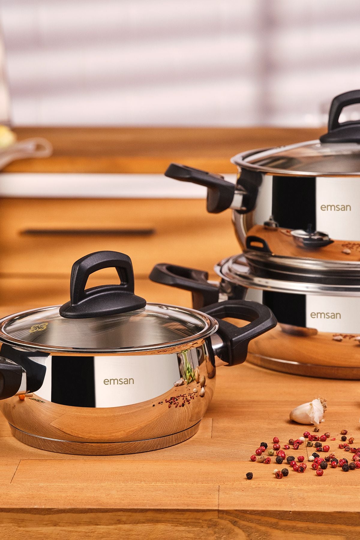 Aren 8 Piece Steel Cookware Set