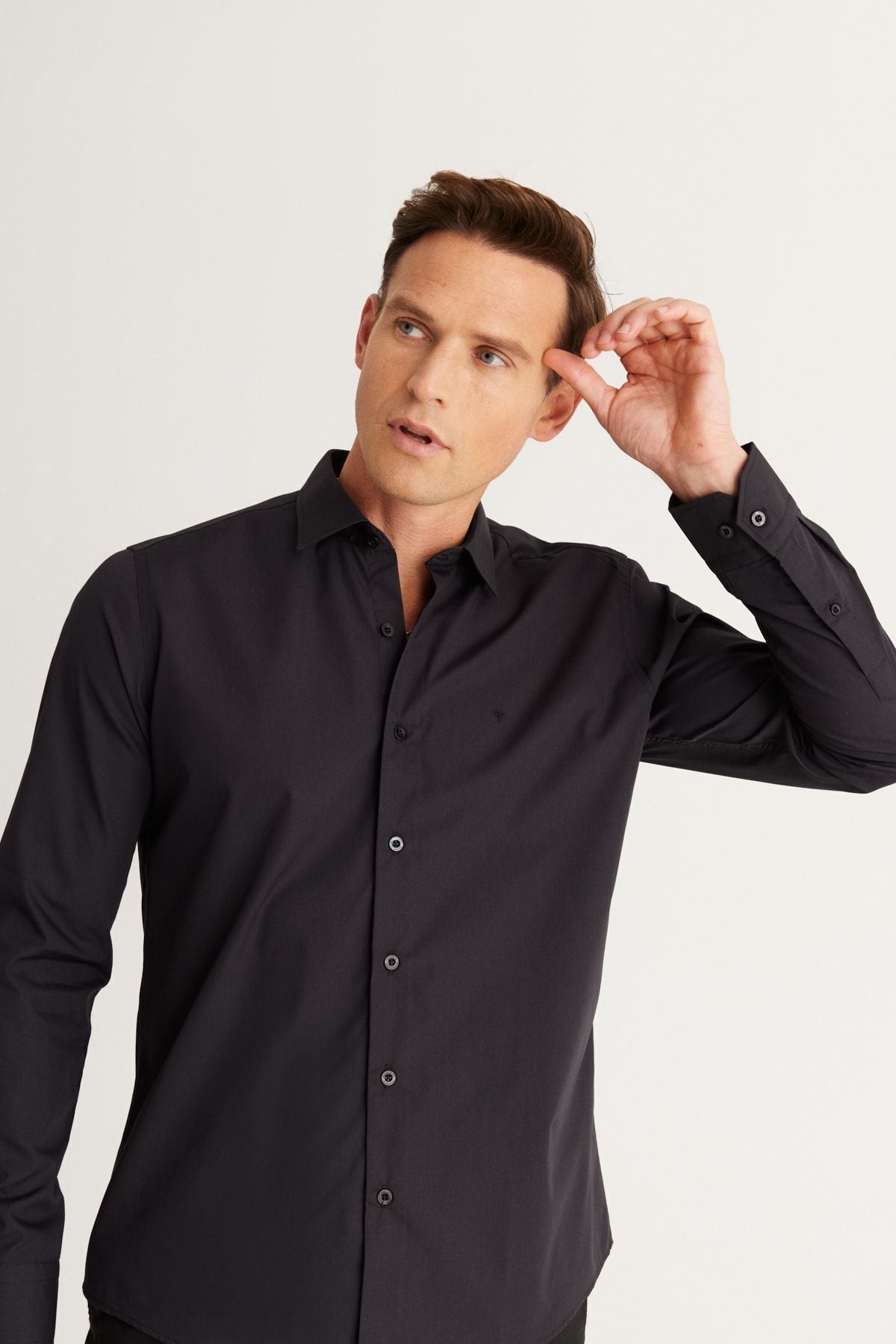 Men's black ironing easy non-Ion slim fit narrow cut classic collar cotton shirt