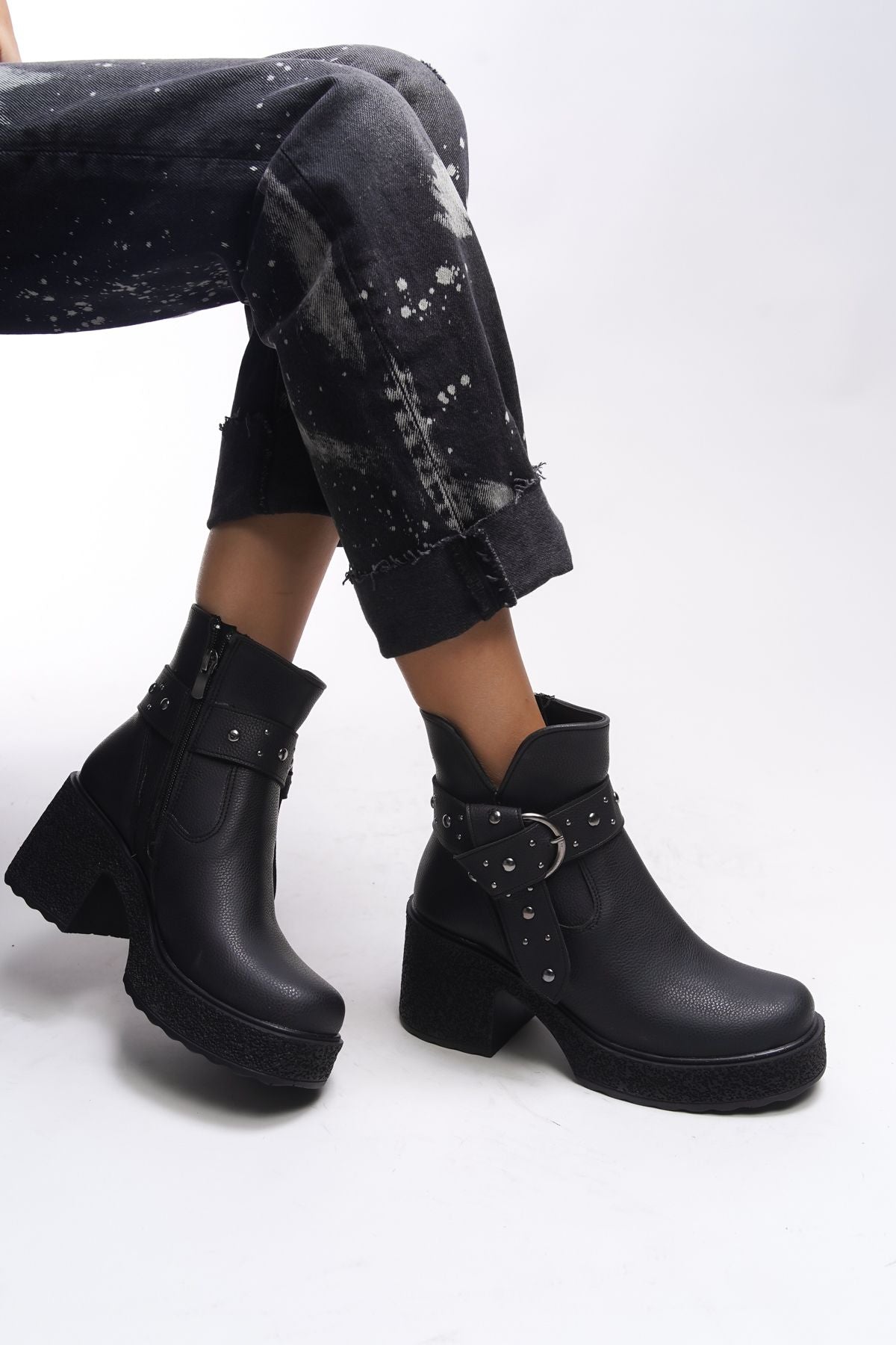 KRİNES Female Heels Bot 00122278 textured black skin