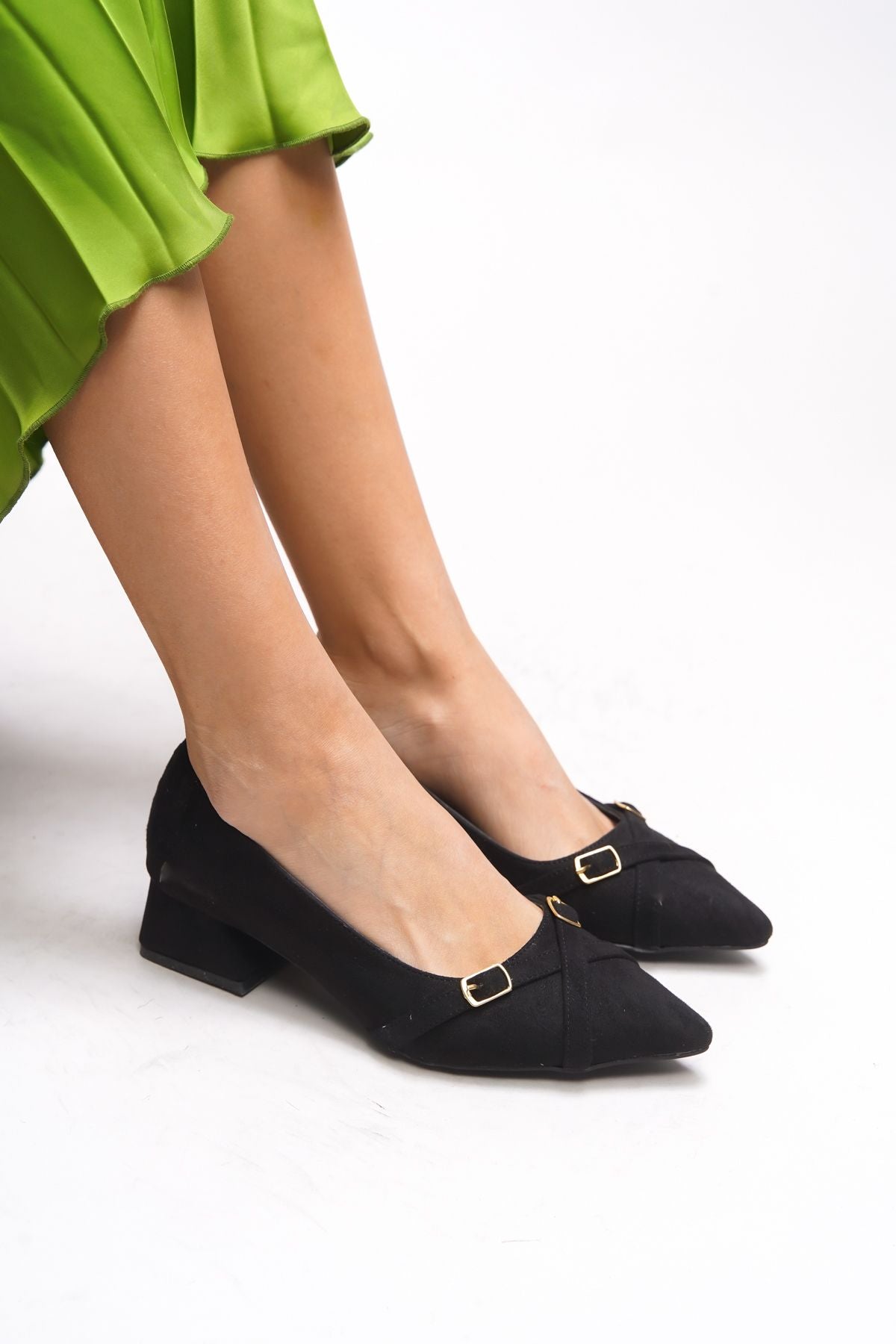 Ycnirth woman pointed nose short -heeled shoes 001251863 black suede