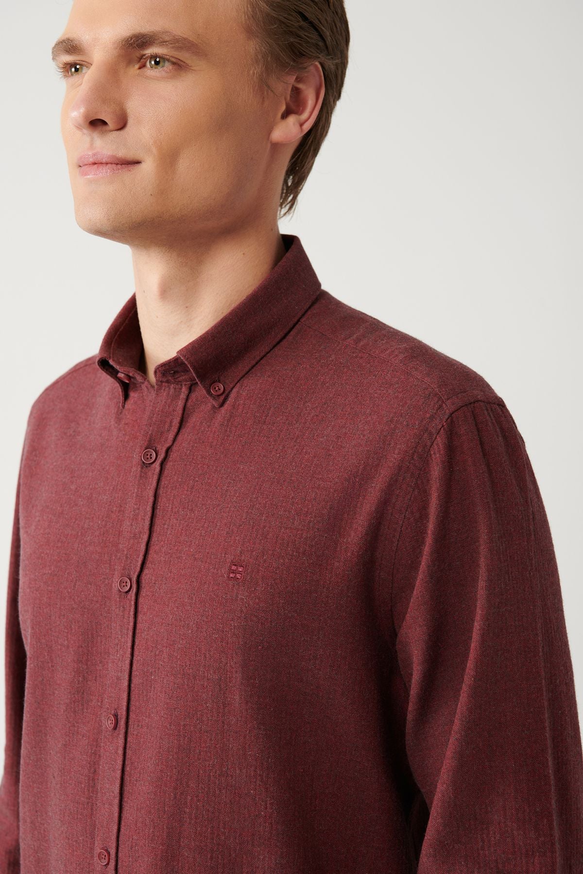 Men's burgundy button collar 100 %cotton shirt B002033