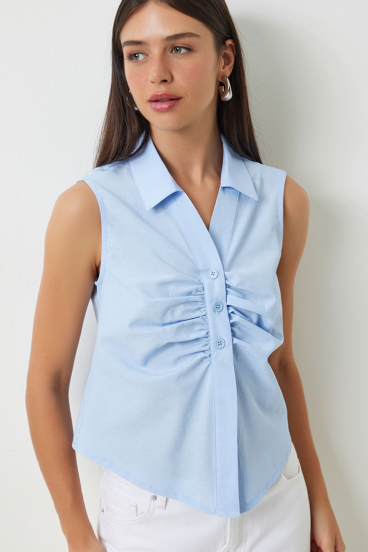 Woman Sky Blue Shirring Detailed Sleeveless Shirt UL00030