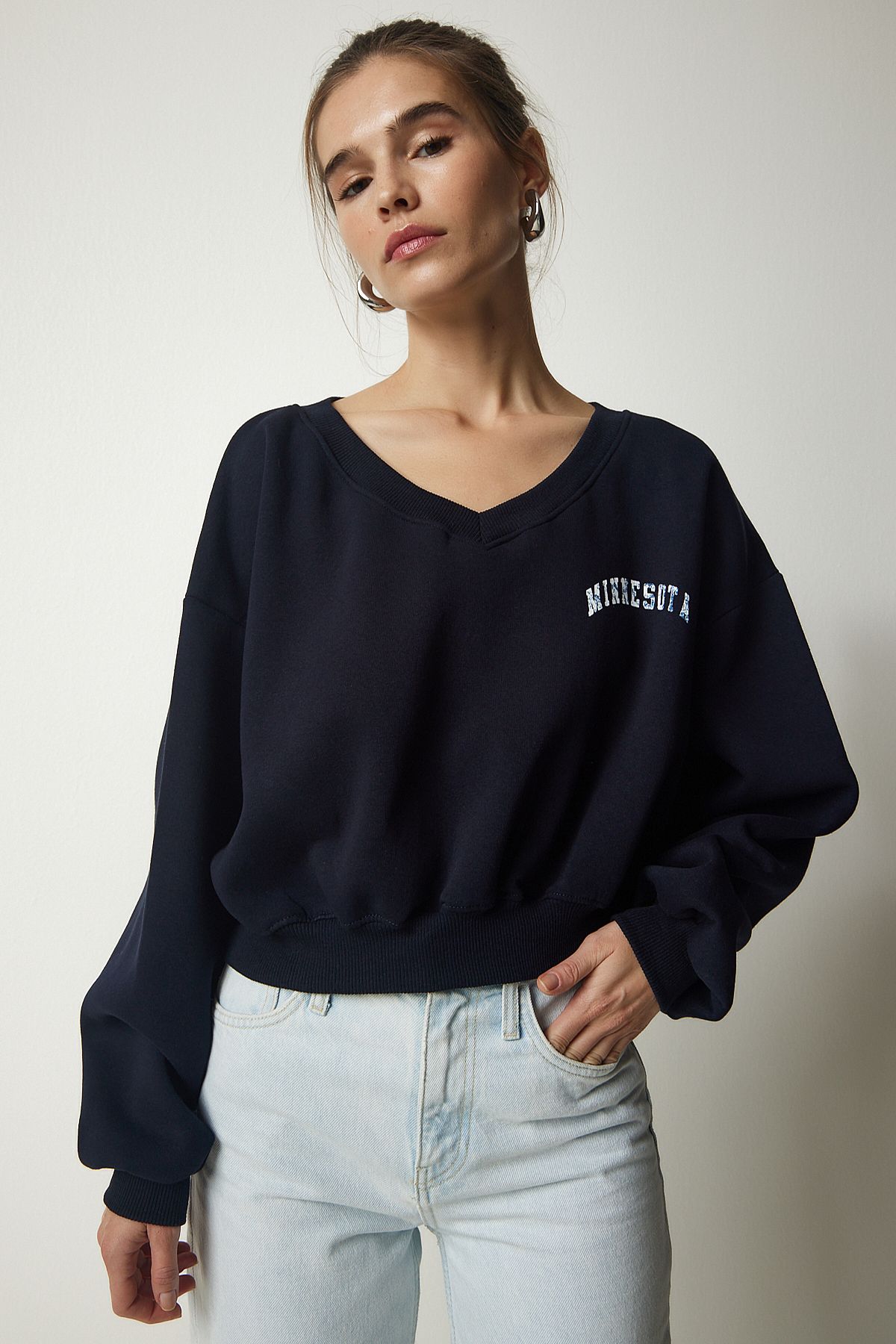 Woman Navy blue V -neck Oversize Crop Knitting Sweatshirt Mc00239