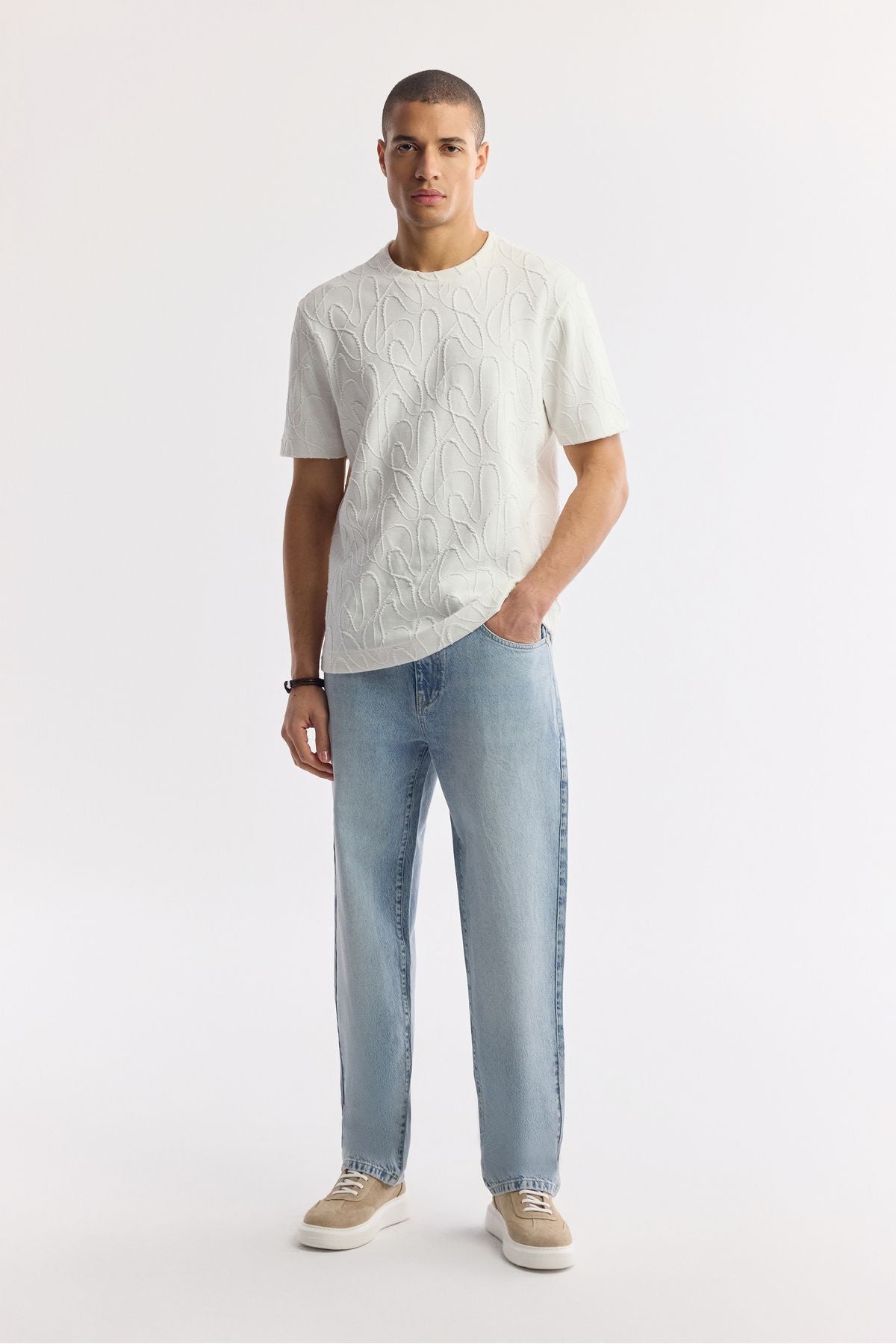Men's white bike collar geometric jacquard patterned T-shirt A51y1122