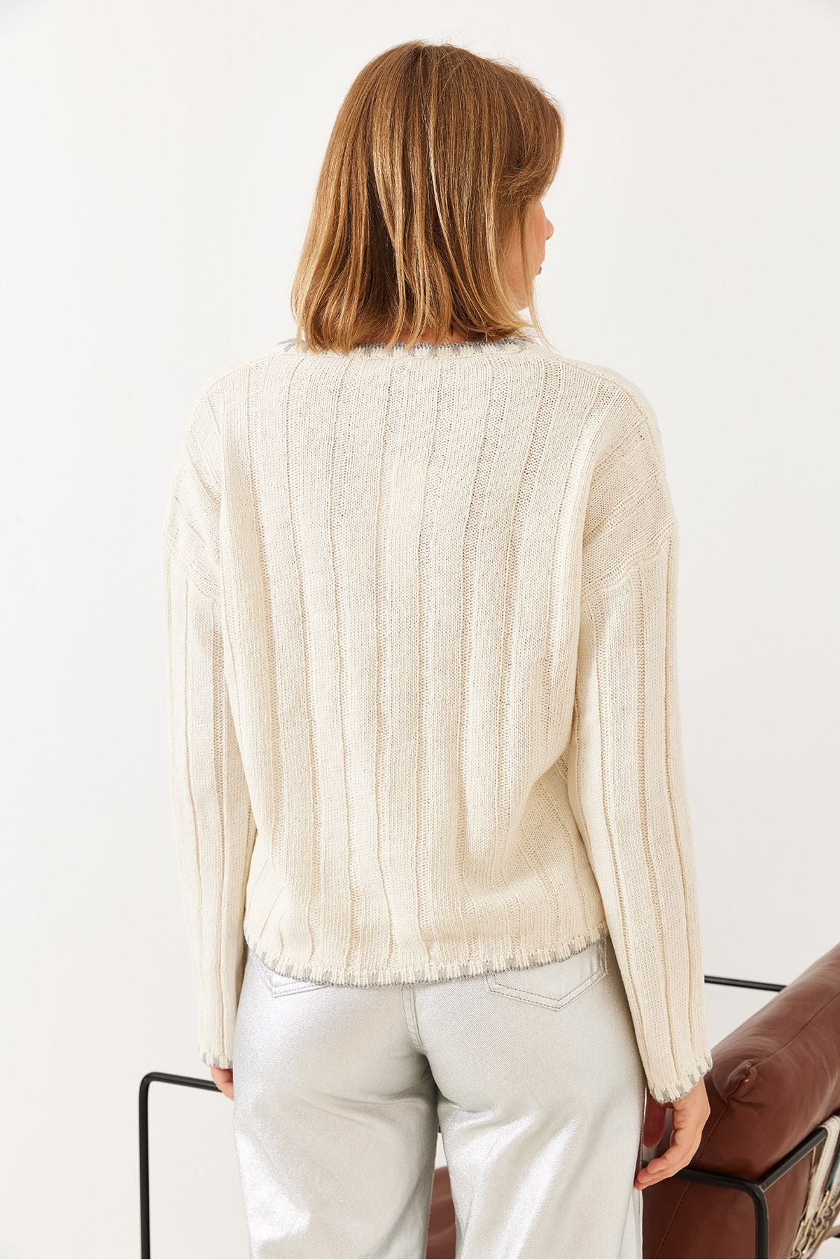 Women's V -Neck Shepherd Standing Processing Detailed Pocket Knitwear Kazakh 20247523