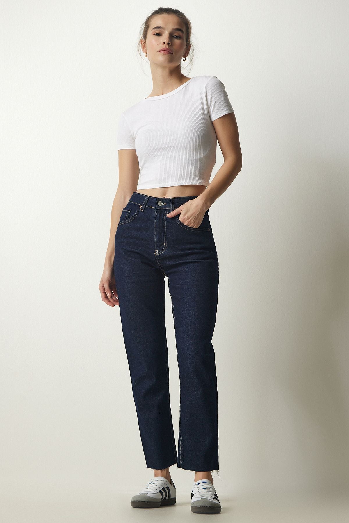 Woman Navy blue high waist denim pants CB00015