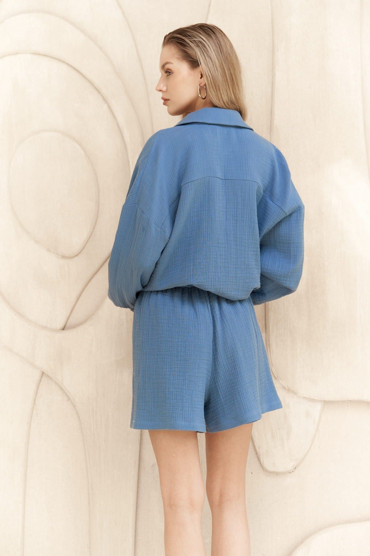 Cosmos indigo muslin shorts team