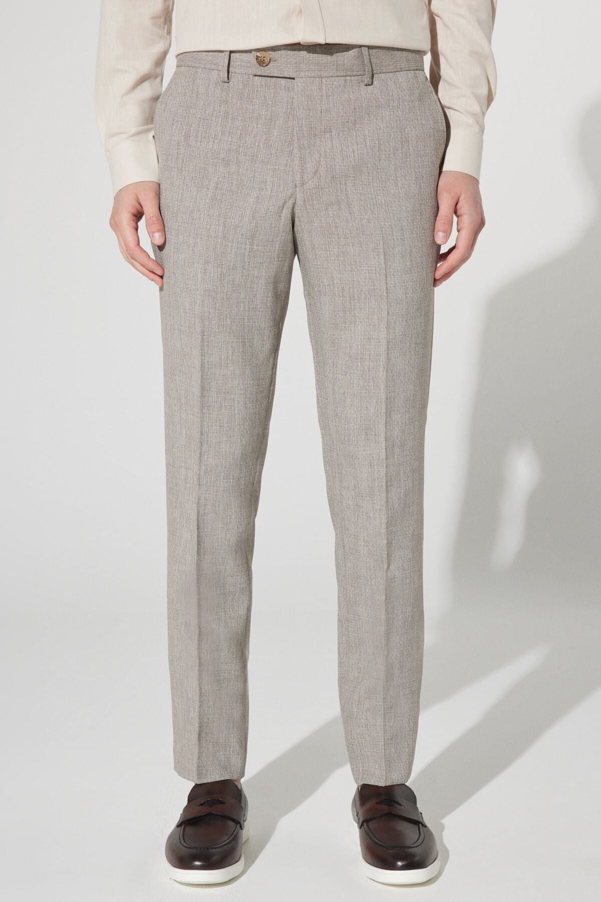 Men's light brown slim fit narrow cut -off swallow collar patterned suit