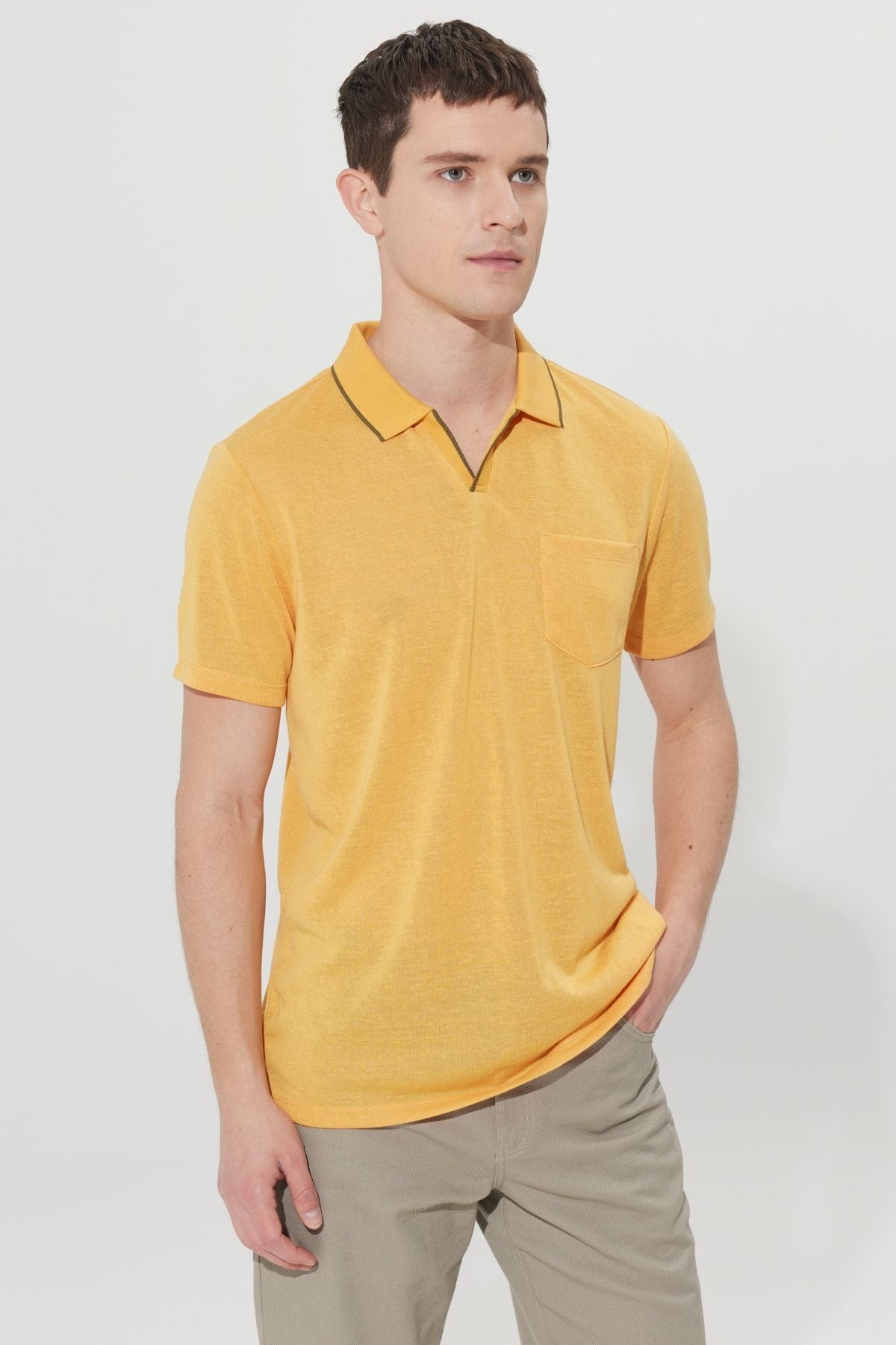 Men's yellow slim fit narrow cut polo collar pocket short sleeve linen -looking T -shirt