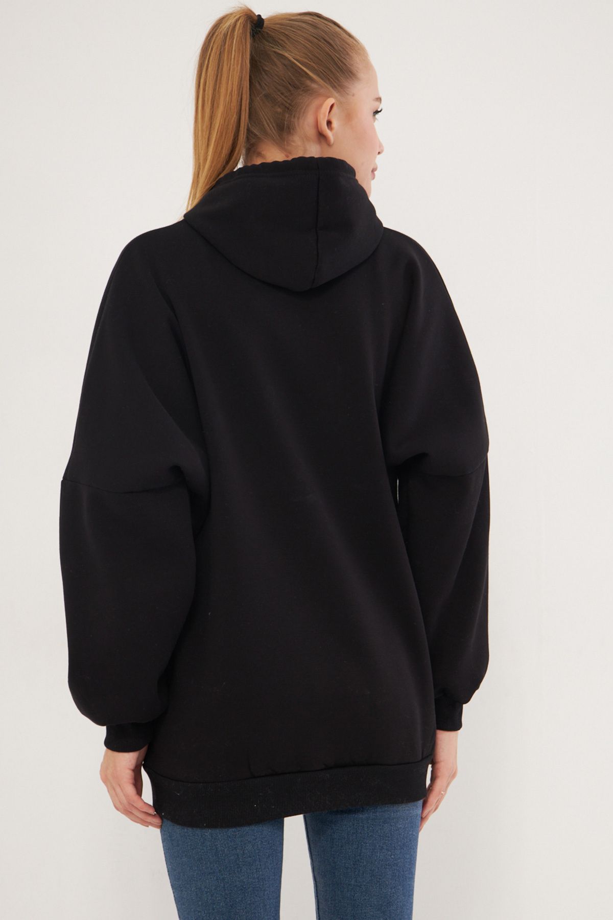 Female Black Hoped Coeled with Shrinkle Pocket Sweatshirt ARM-25K001045