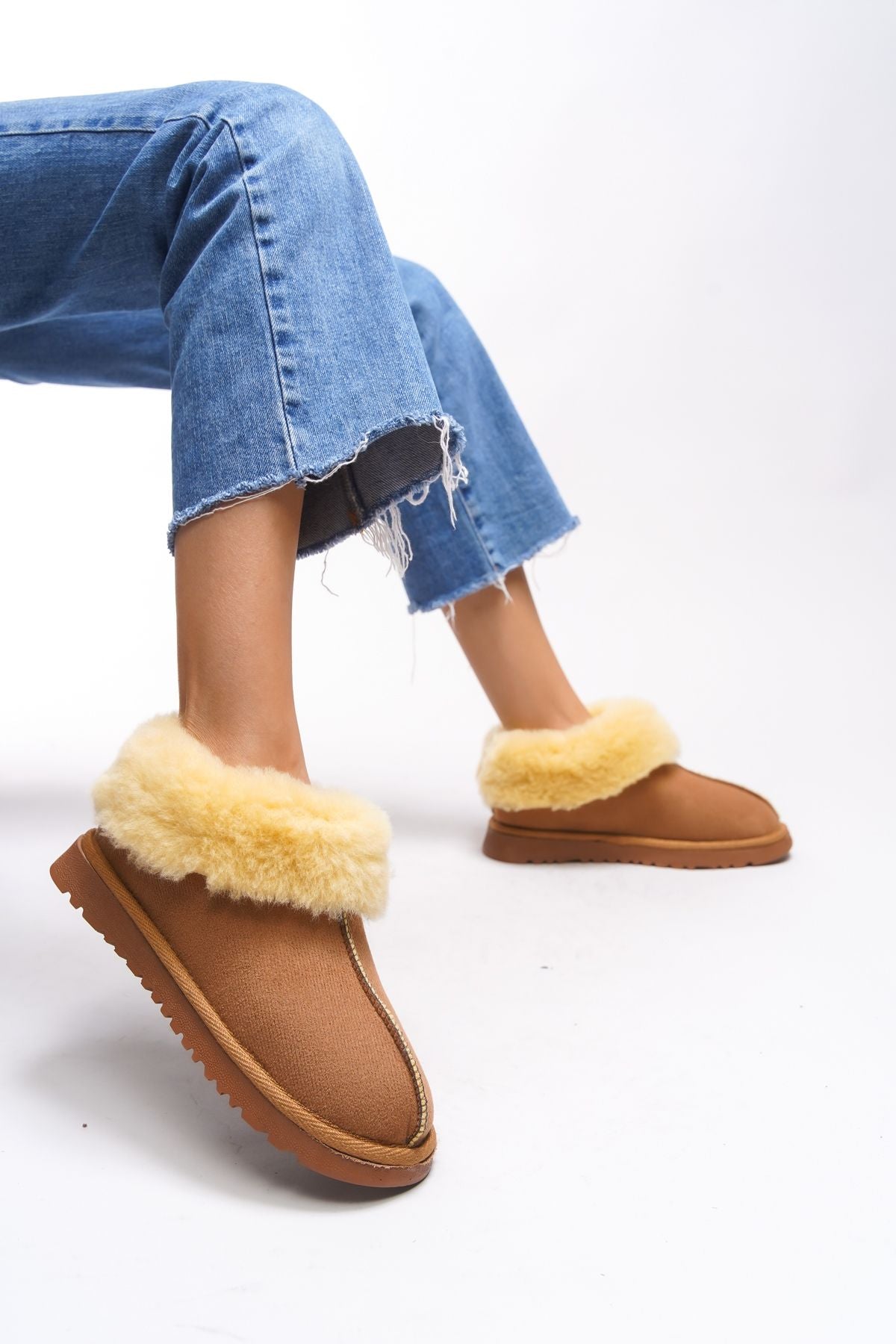 LISSYNORA FULL FUR RELATED BOT 00121030 Taba