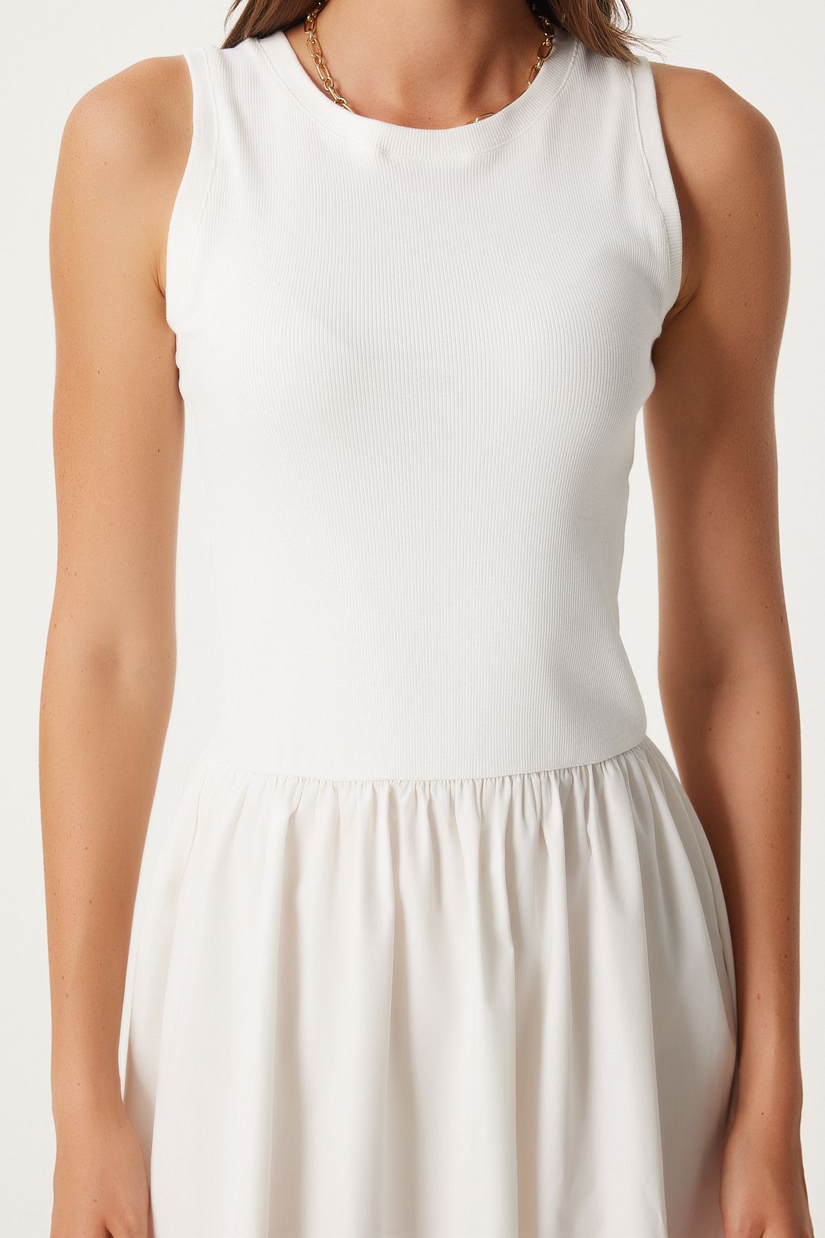 Woman White Sleeveless Weave Dress FN03257