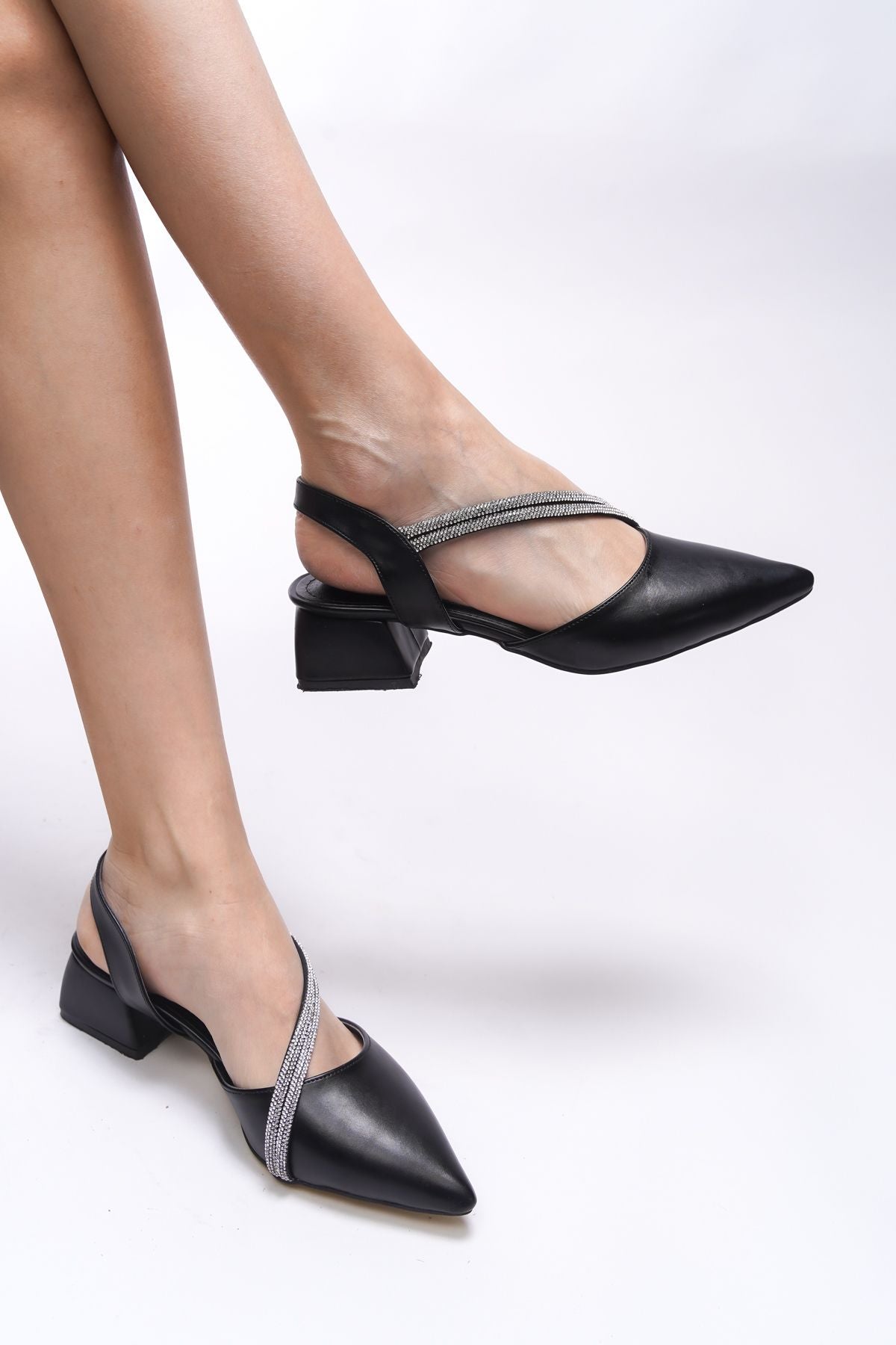 PHAYESHIA WOMEN'S HEEP SHOES 0012112 BLACK SKIN