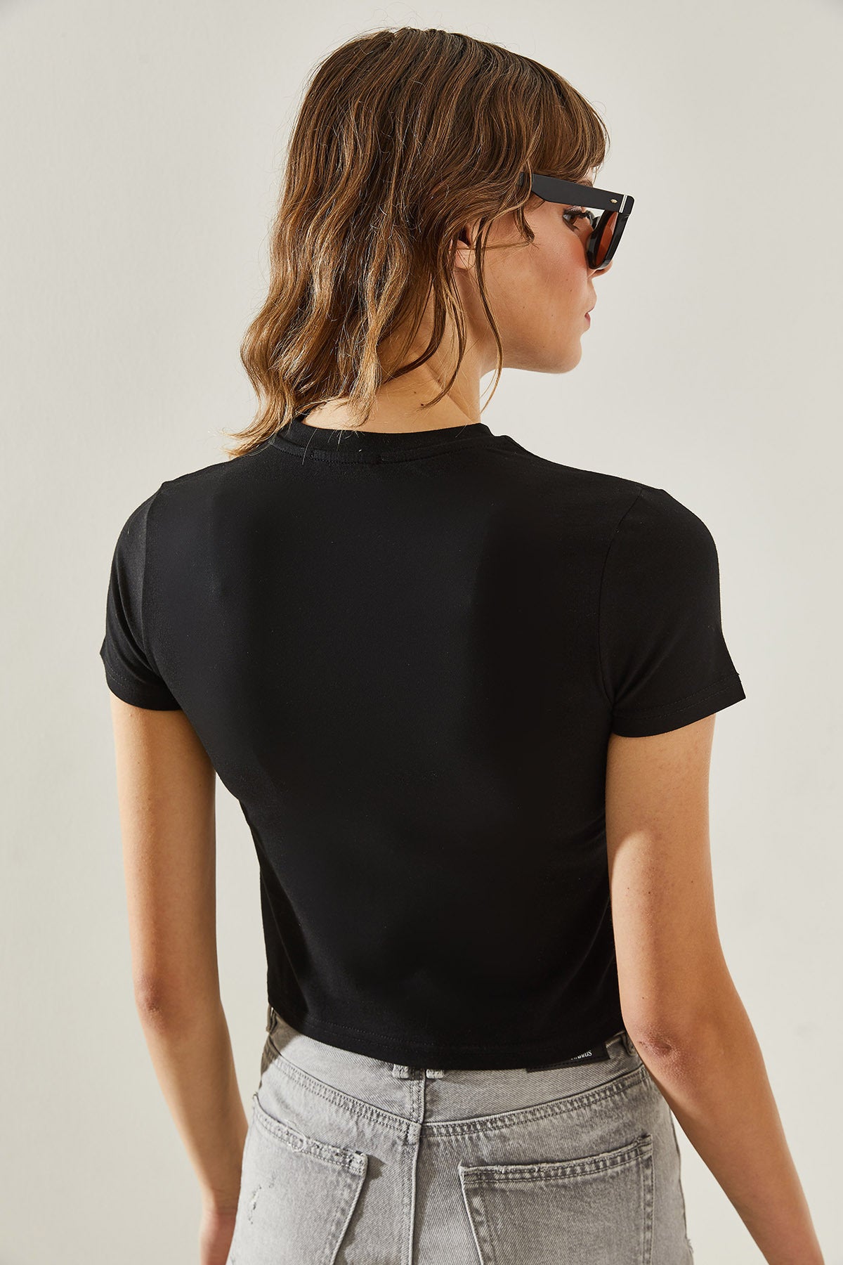 Women's Crew Neck Basic Crop T-Shirt 60251338