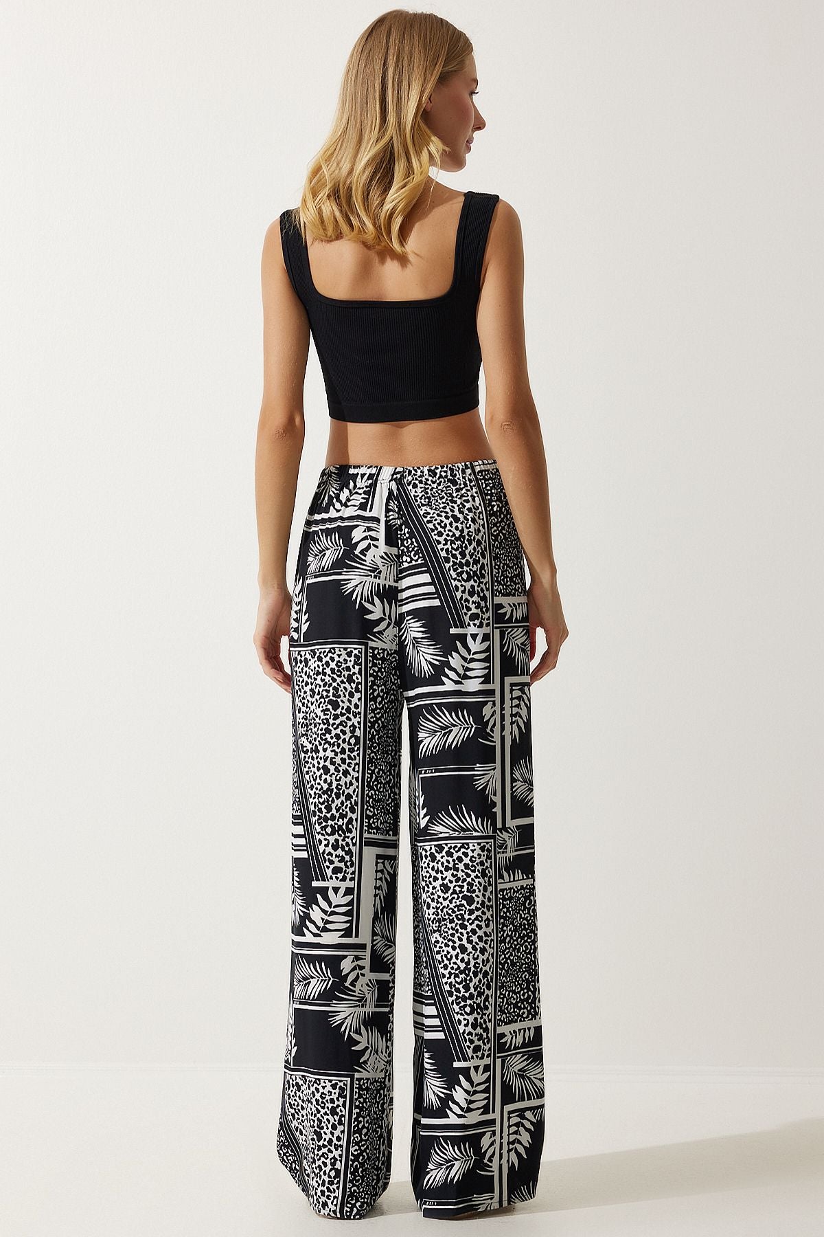 Female Black and White Patterned Viscose Palazzo Pants EN00606