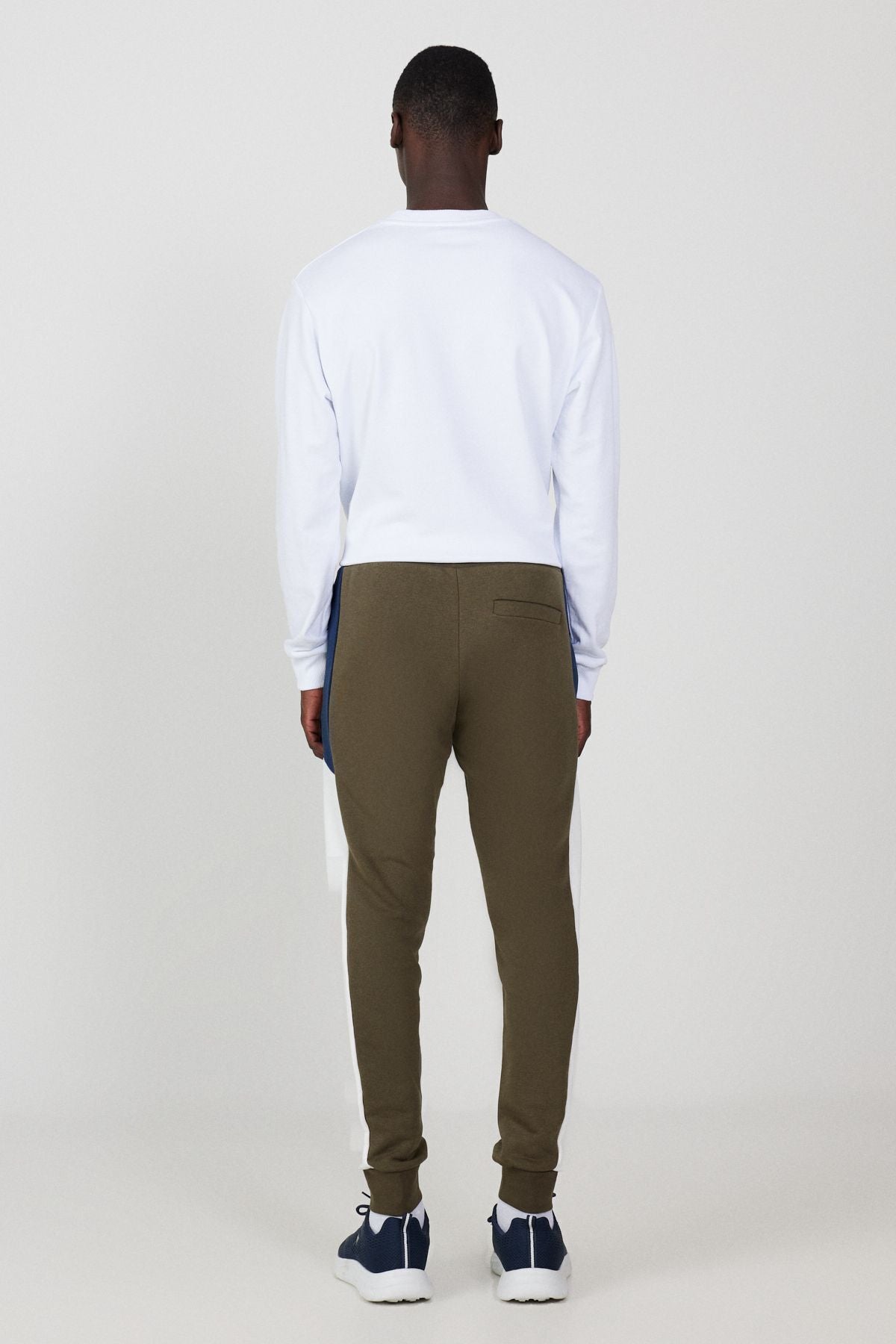 Male Khaki Standard Fit Normal Cutter Cotton Satatoes Six