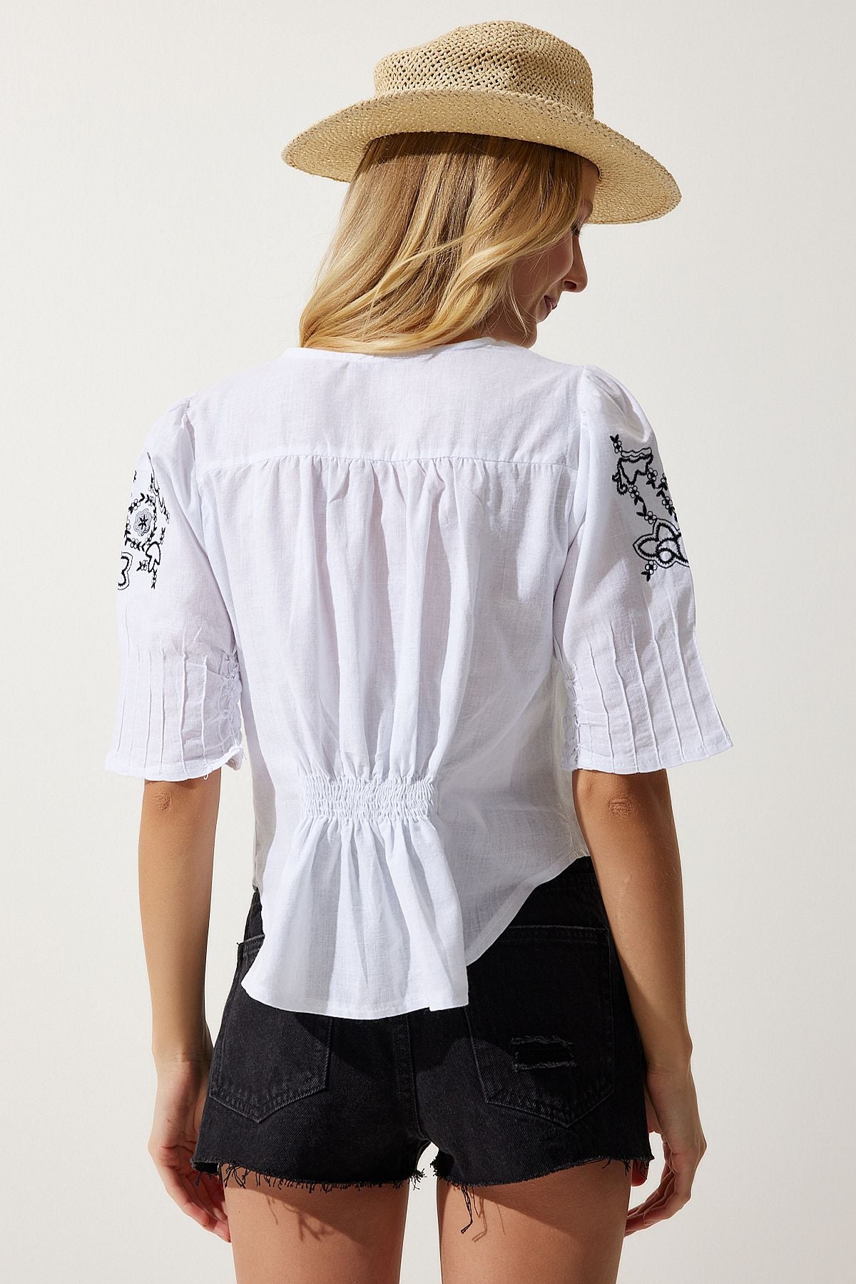 Female white embroidery balloon sleeve linen blouse RG00012