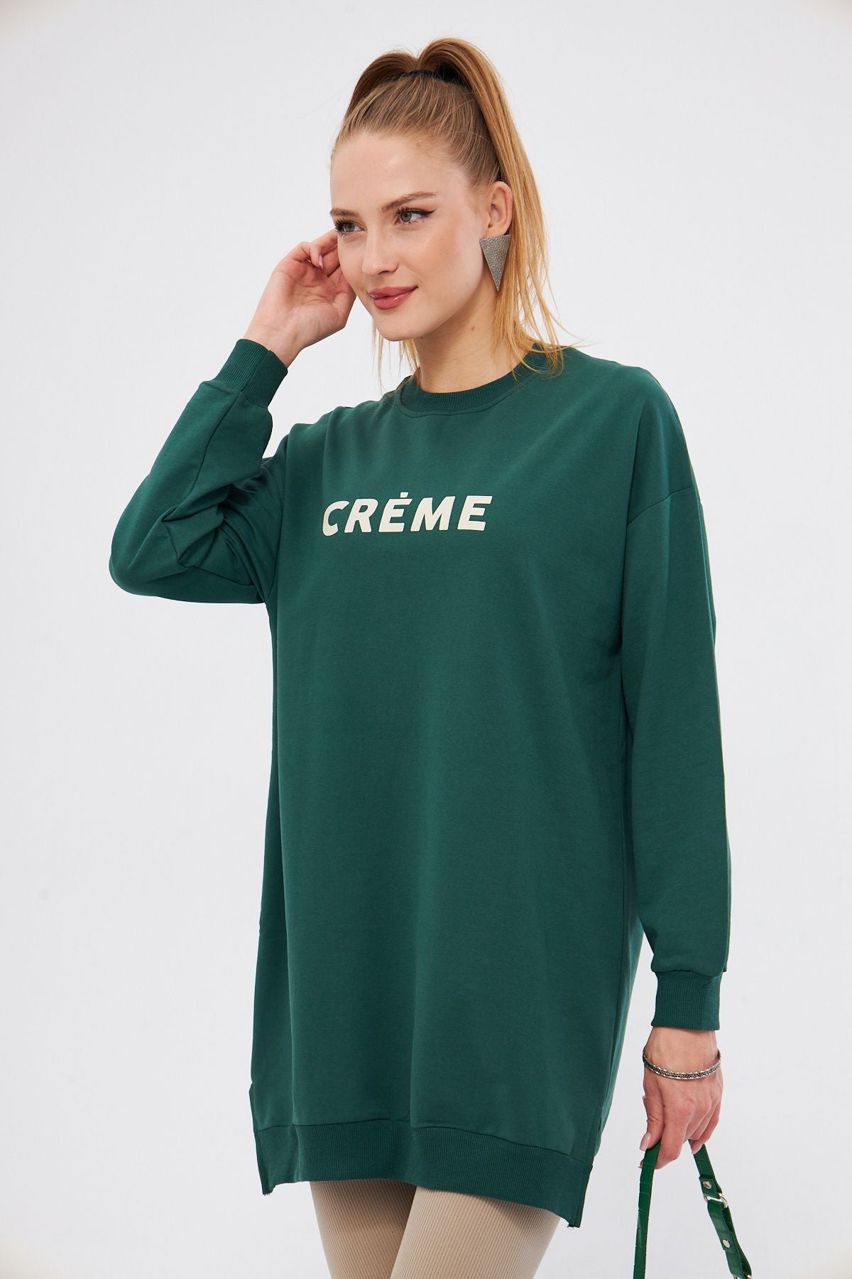 Woman Dark Green Bike in front of the collar written Tunic Sweatshirt ARM-25K001029