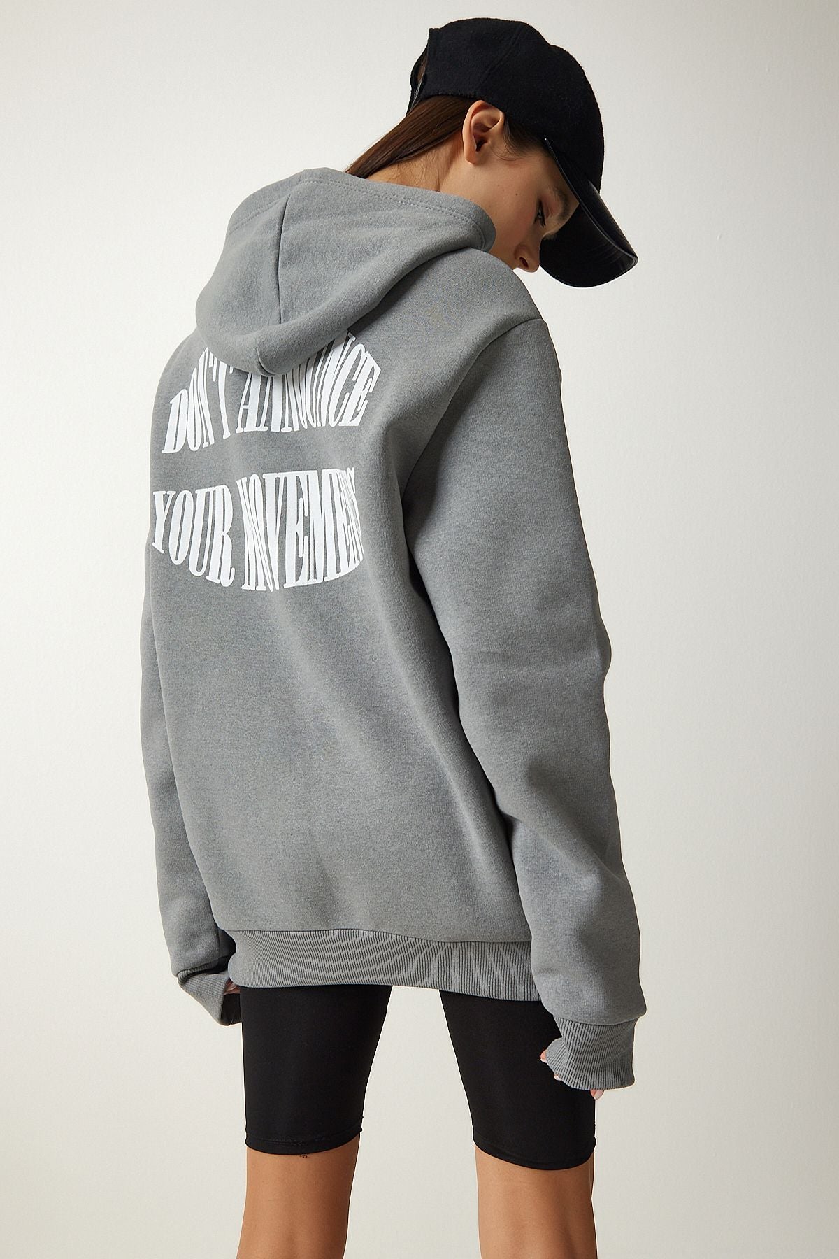 Women's gray hooded charted Sweatshirt OW00002