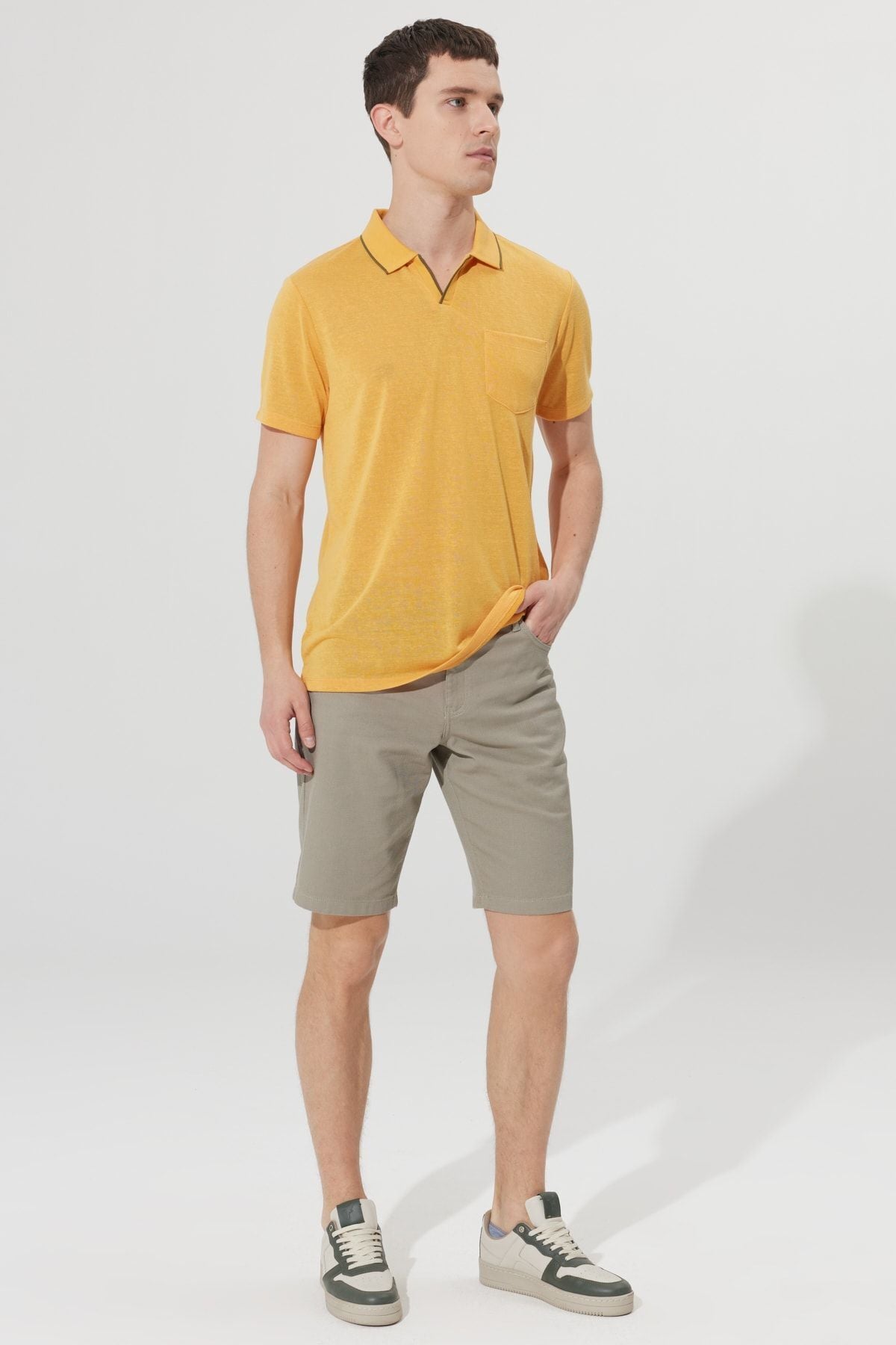 Men's yellow slim fit narrow cut polo collar pocket short sleeve linen -looking T -shirt