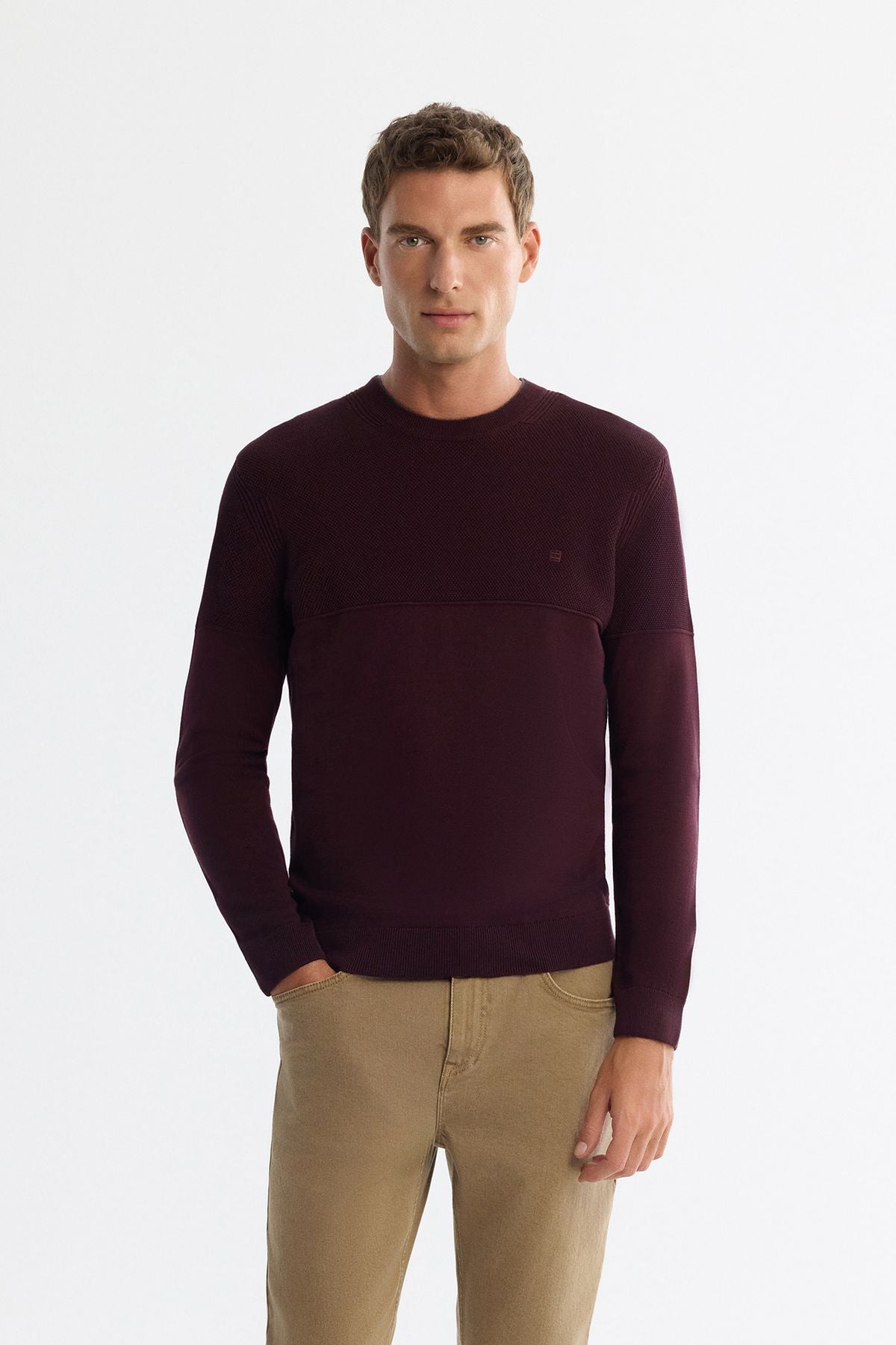 Men's burgundy bike collar dual collar detailed textured cotton knitwear sweater A42y5190