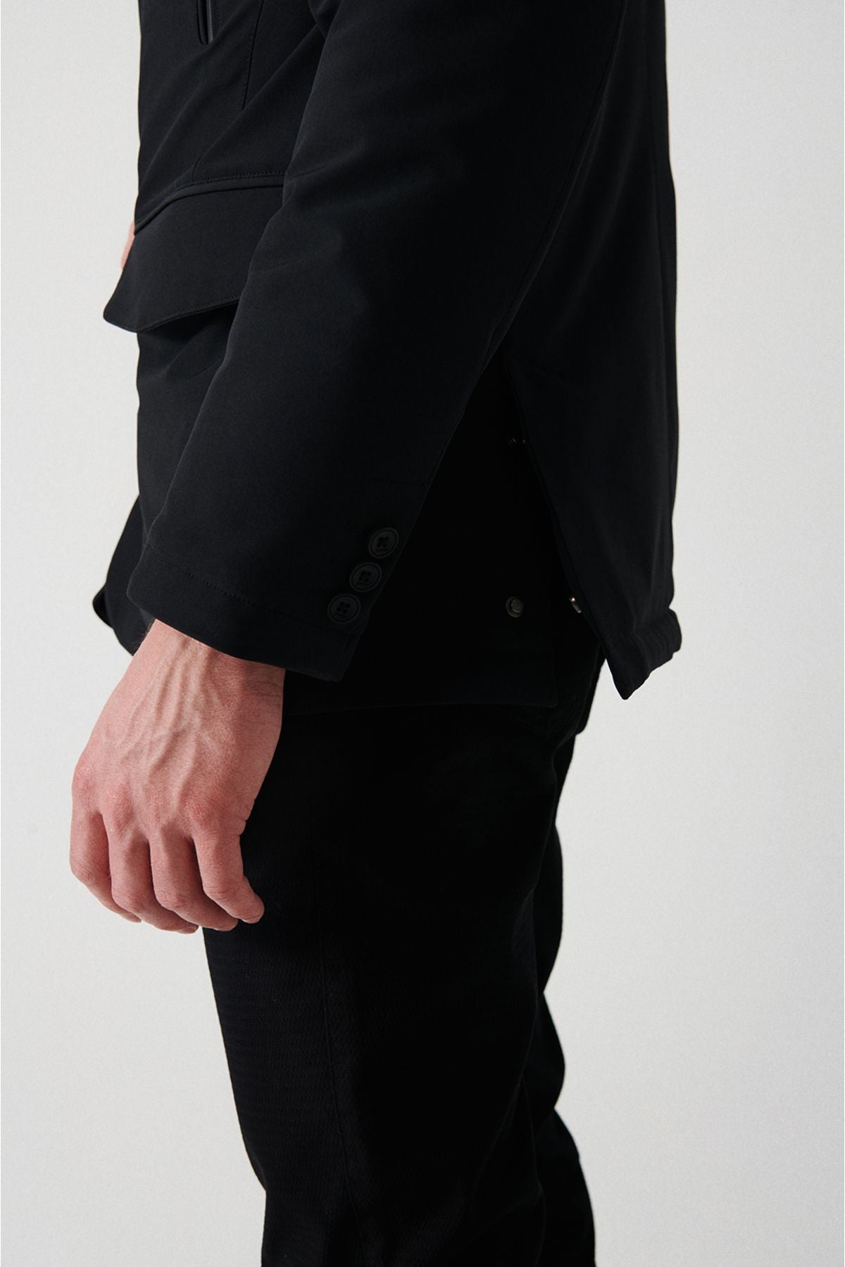 Men's black mono collar buttoned vest -looking Mont A32Y6094
