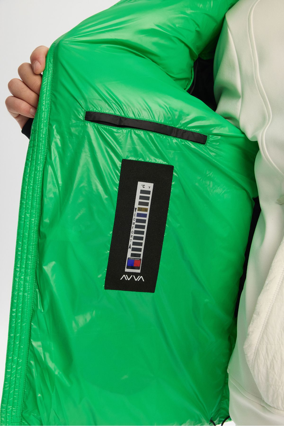 Men's green hooded goose feather water -derived windproof -20 degrees resistant swelling coat A42y6182
