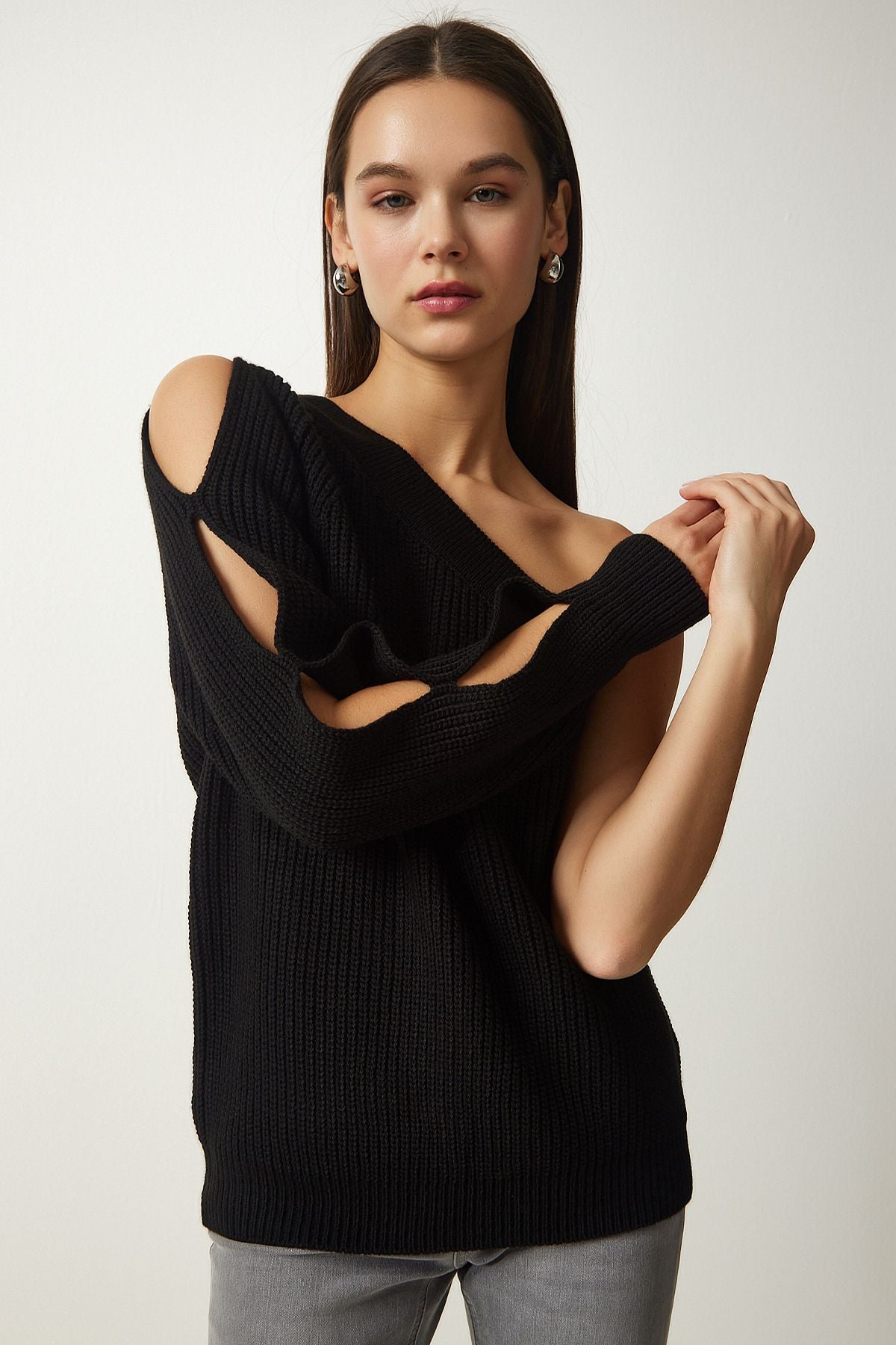 Women's black window detailed one arm knitwear sweater pf00059