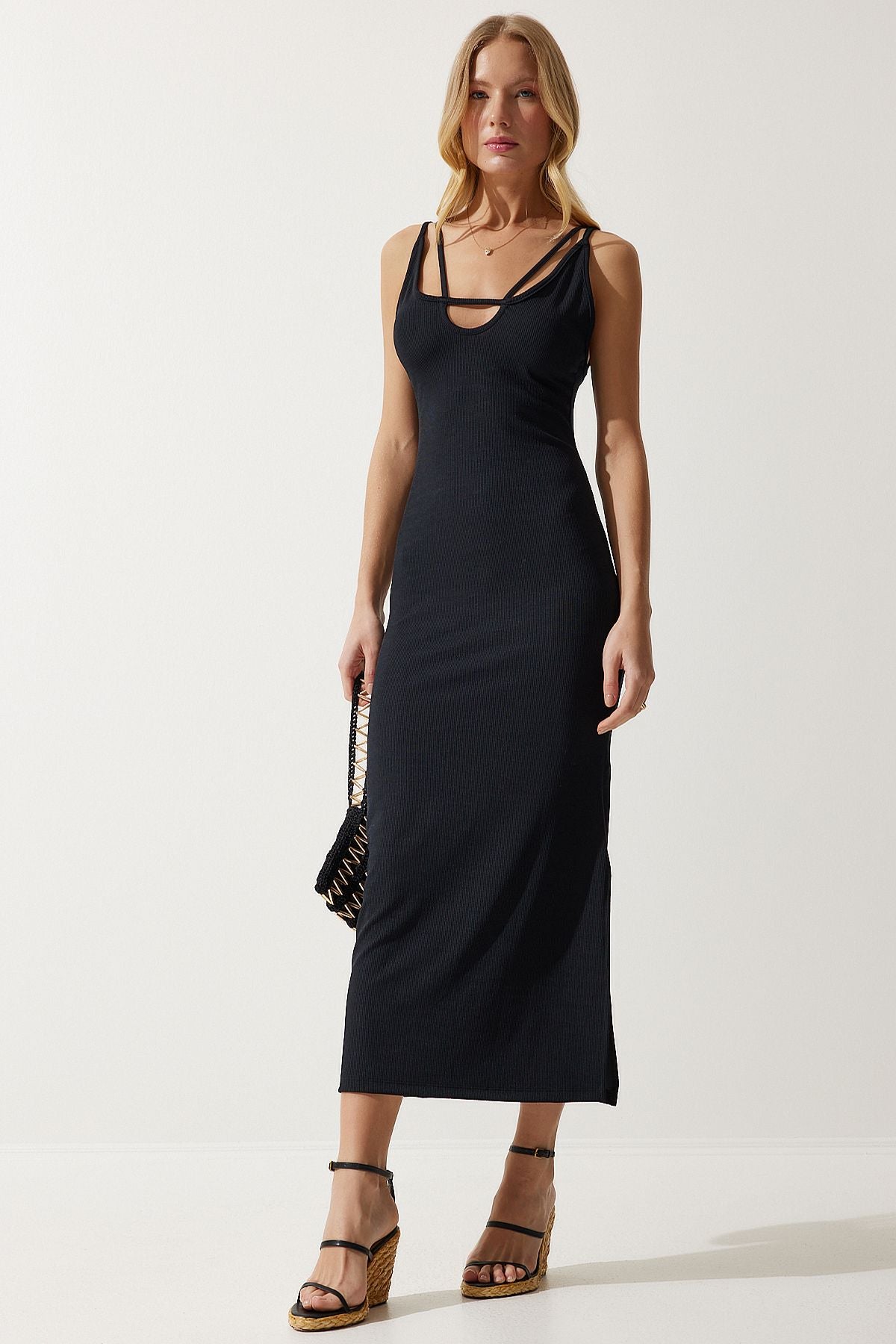 Female Black Hanger Solid Summer Wick Knitting Dress MC00273