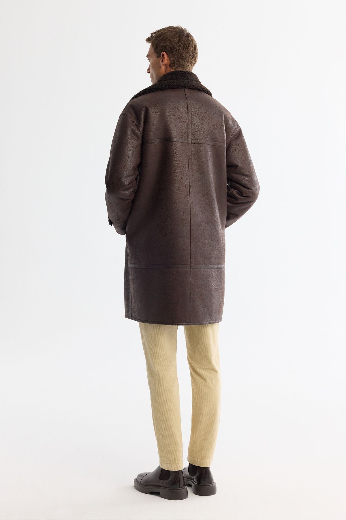 Men's coffee fur mono collar leather -looking long napa coat A42y6125