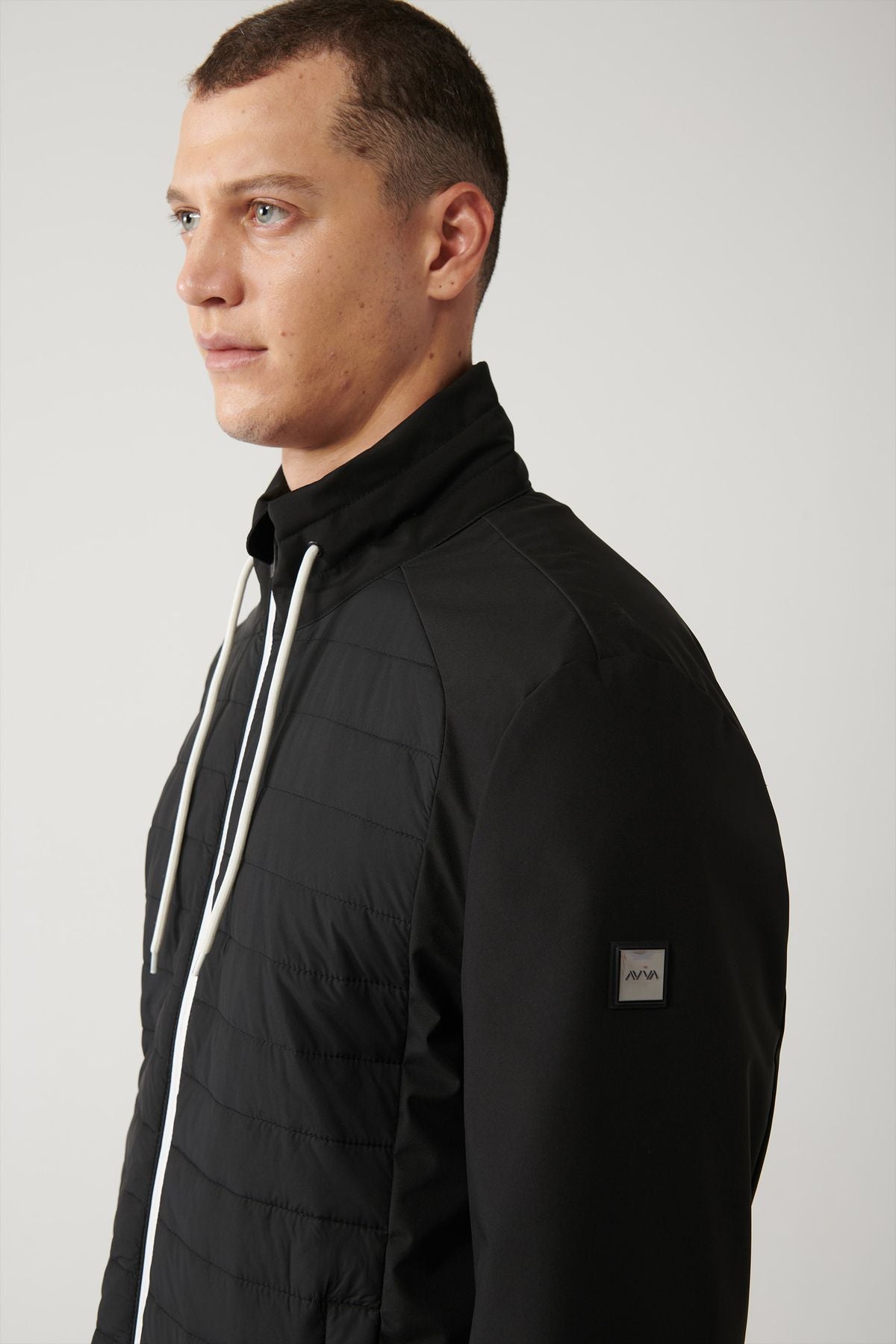 Men's black upright collar front quilted lace detailed water printer Mont A41y6000