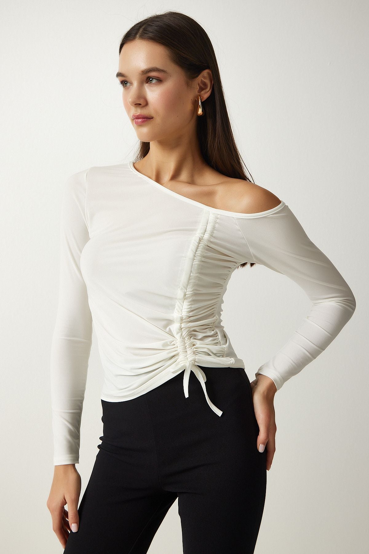 Woman White Shirring Detailed Knitting Blouse MZ00045