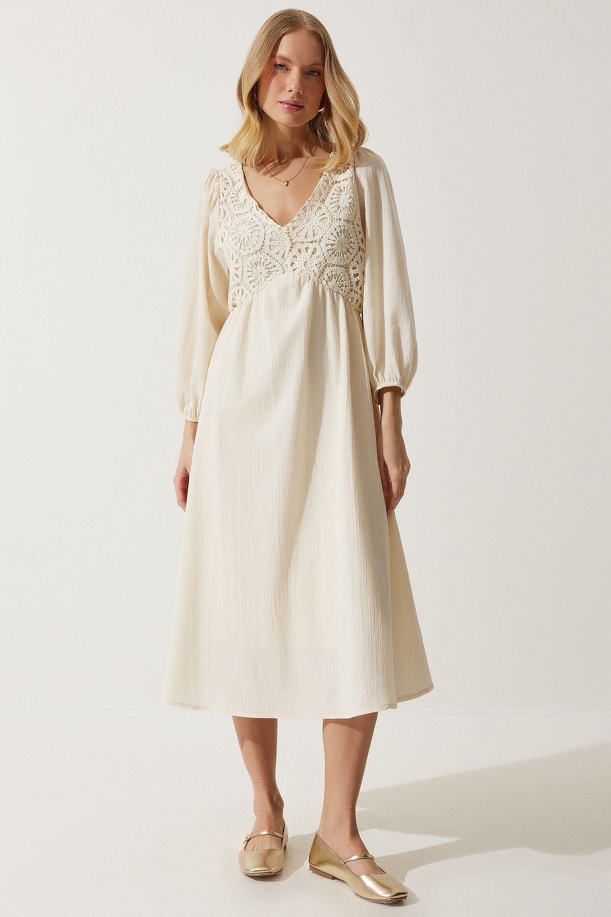 Women's cream guipure detailed summer linen dress BP00152