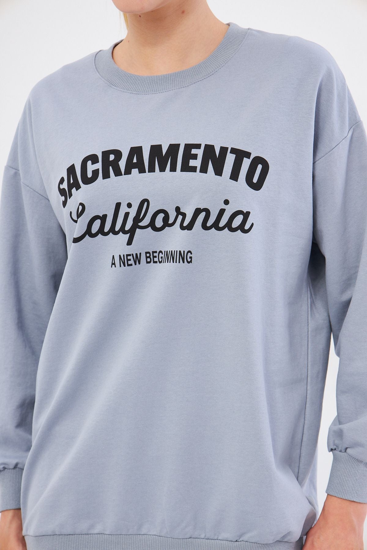 Woman Gray Sacramento Printed Oversize Sweatshirt Arm-25k001020