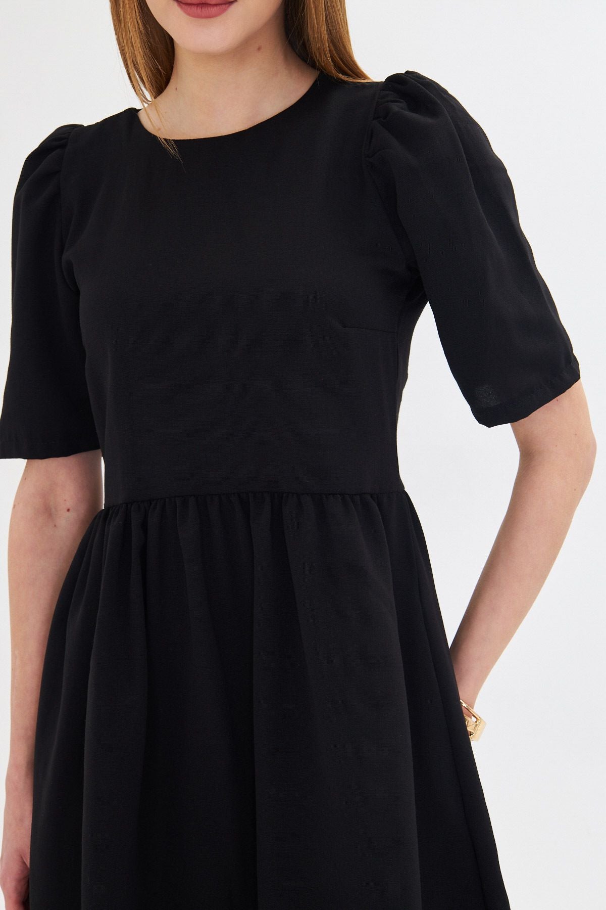 Female black zero-collar background watermelon arm waist shirred dress Arm-25y001009