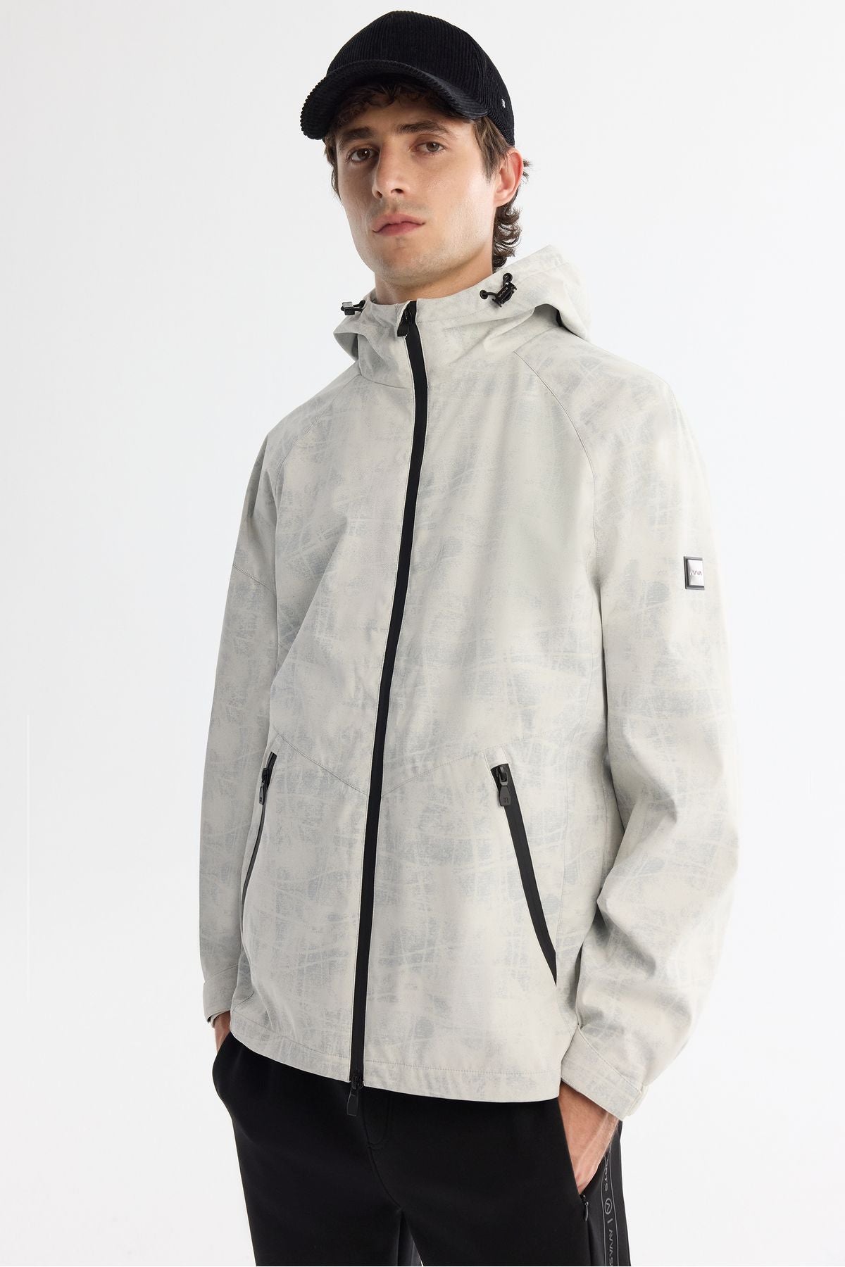 Men's white hooded windproofing Mont A42y6152