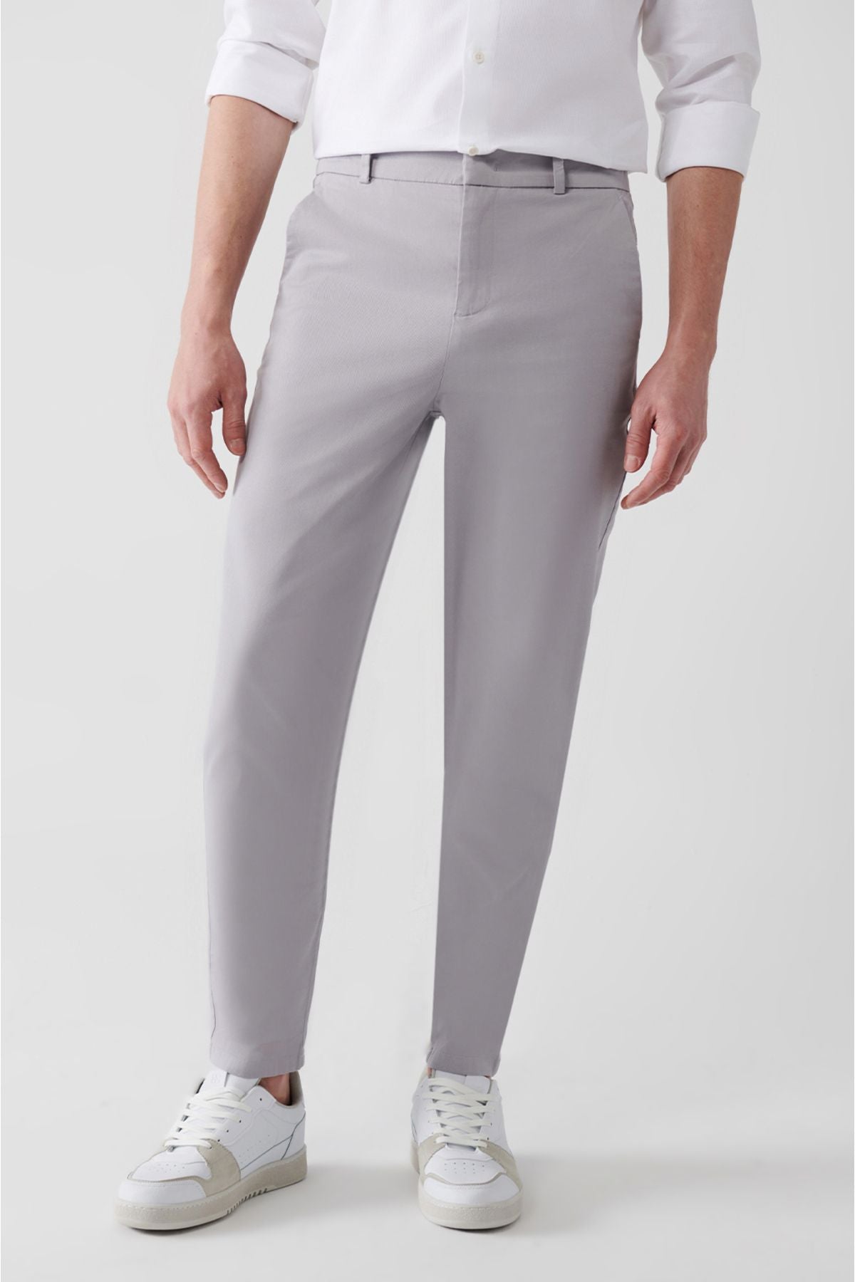 Men's gray rear waist with a rubber side chino pants with a pocket A31y3004