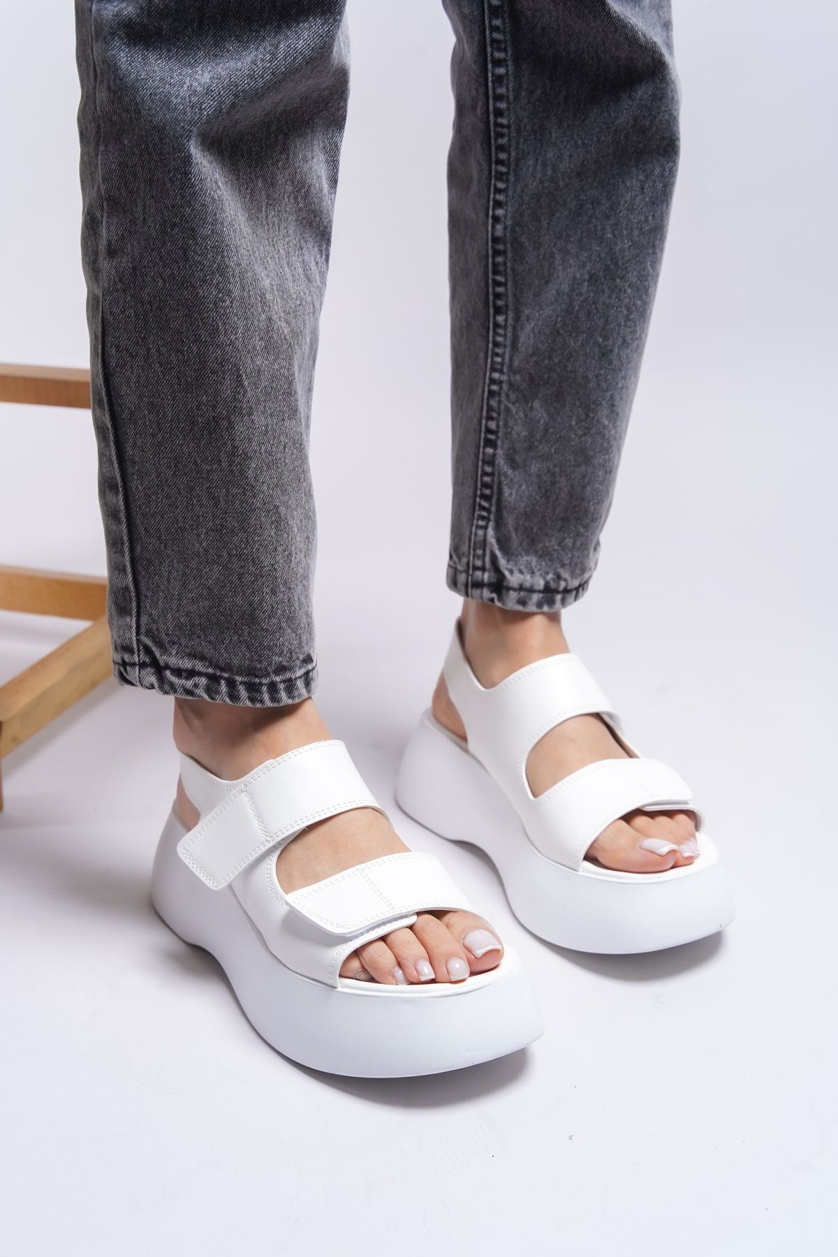 Olnesari Woman Sandals 0012804 White Skin