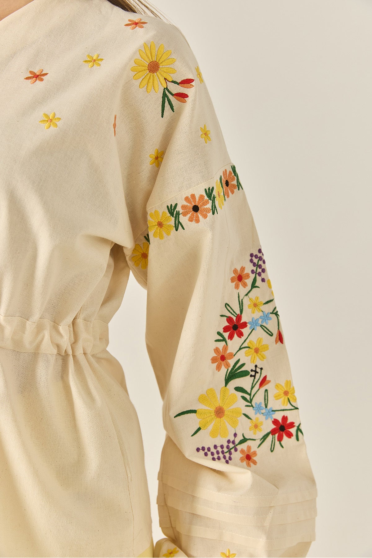 Women's V-Neck Embroidered Waist Tied Linen Shirt with Elastic Sleeves 2007 60283308