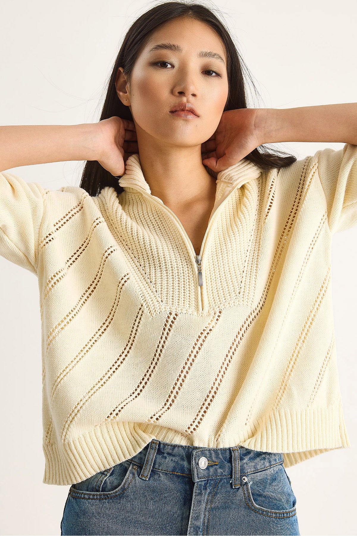 Women's Relaxed Fit Half Zipper Sweater 20246185