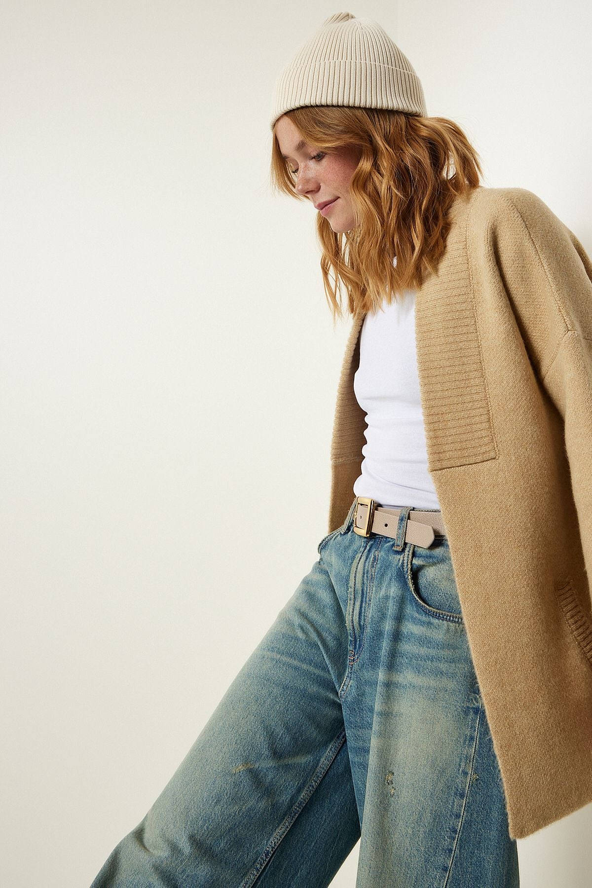 Female Biscuit Pocket Thick textured knitwear cardigan PF00063