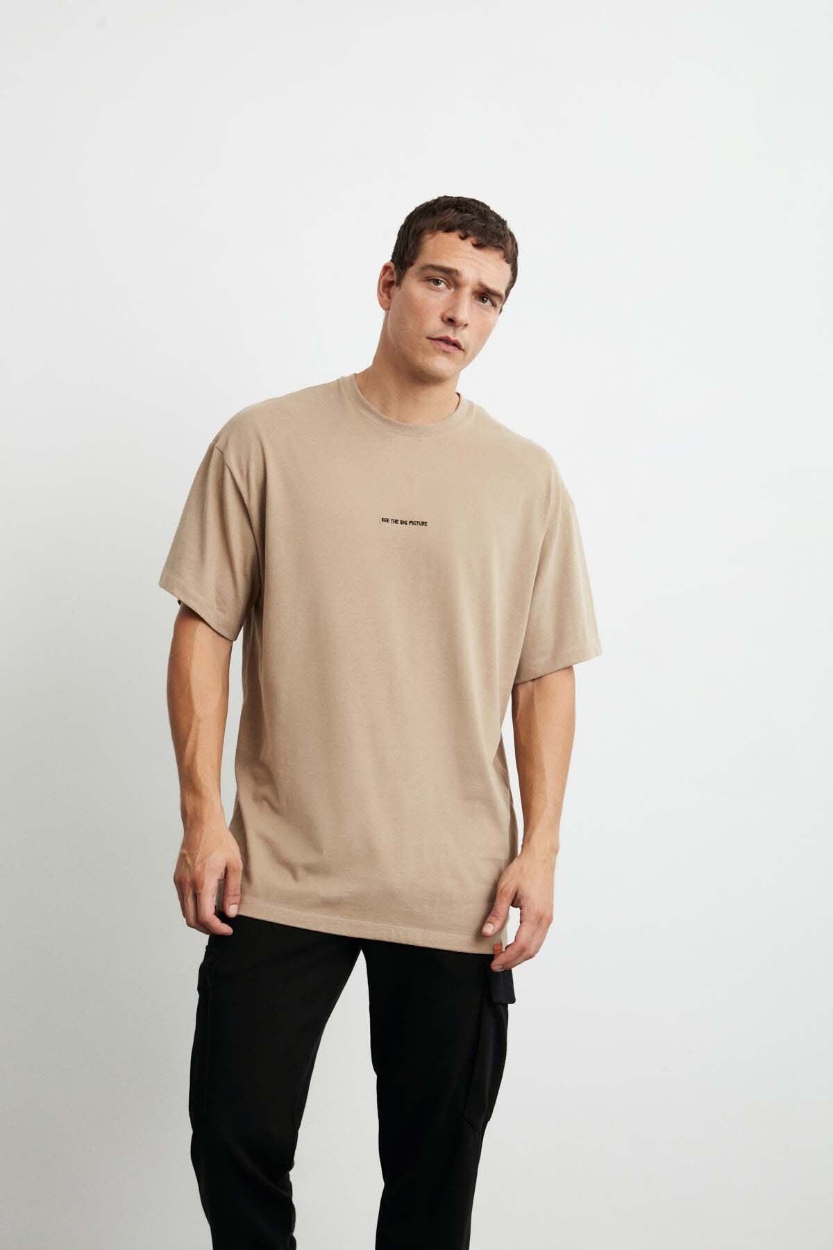 Rıver Men's Oversizle Fit front embroidery 100 %cotton beige t-shirt