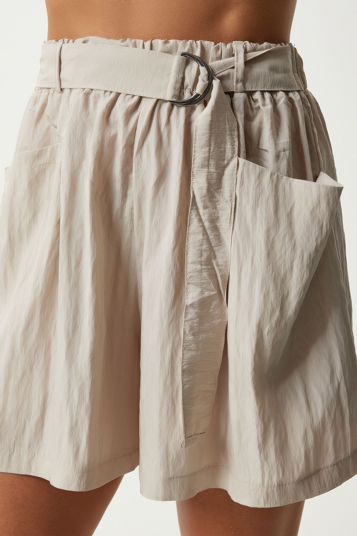 Women's Cream Arched City Boy Woven Shorts RC00154