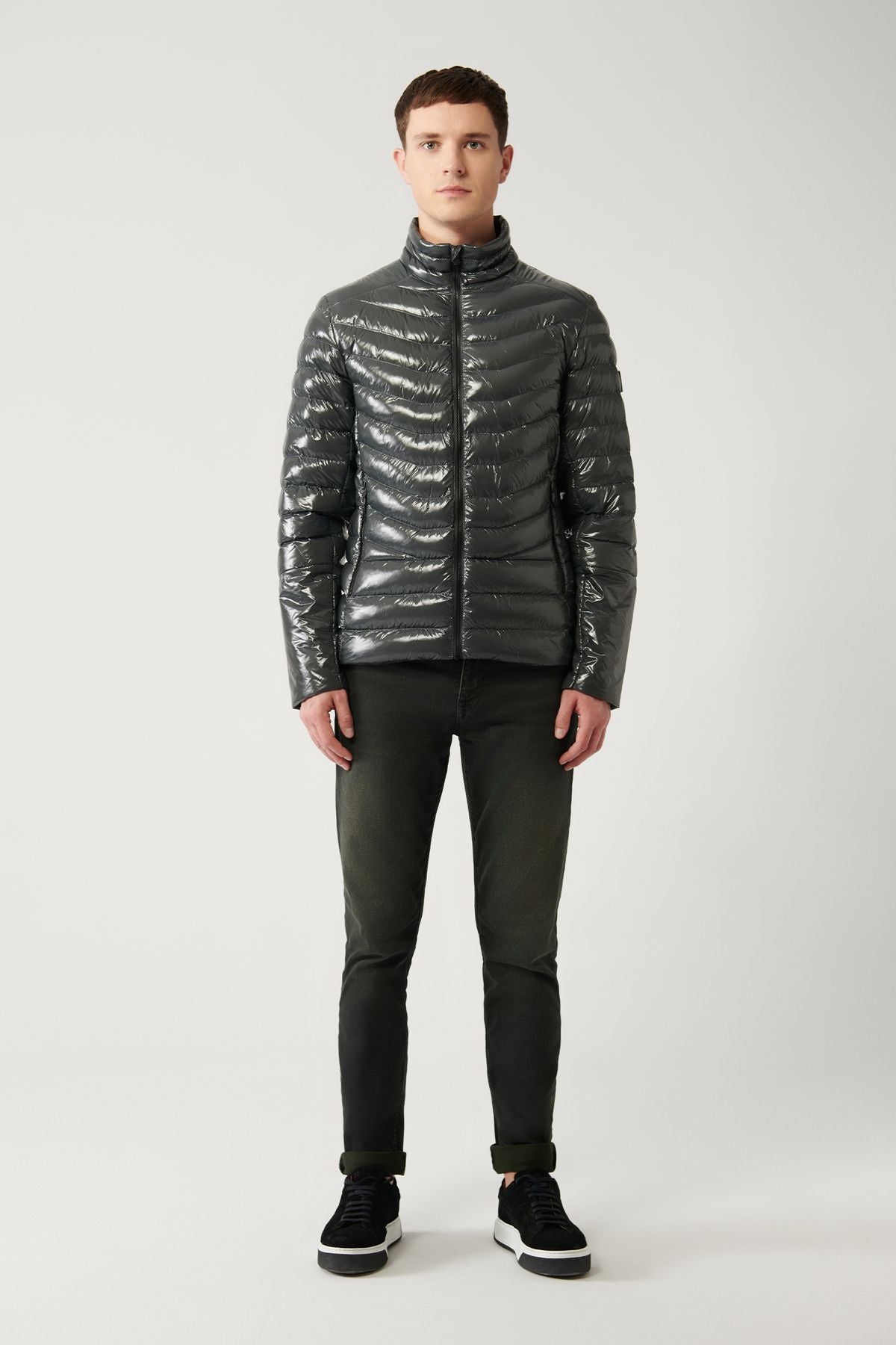 Men's anthracite goose feathers water -derived windproof fabric upright collar bright swelling coat B006015