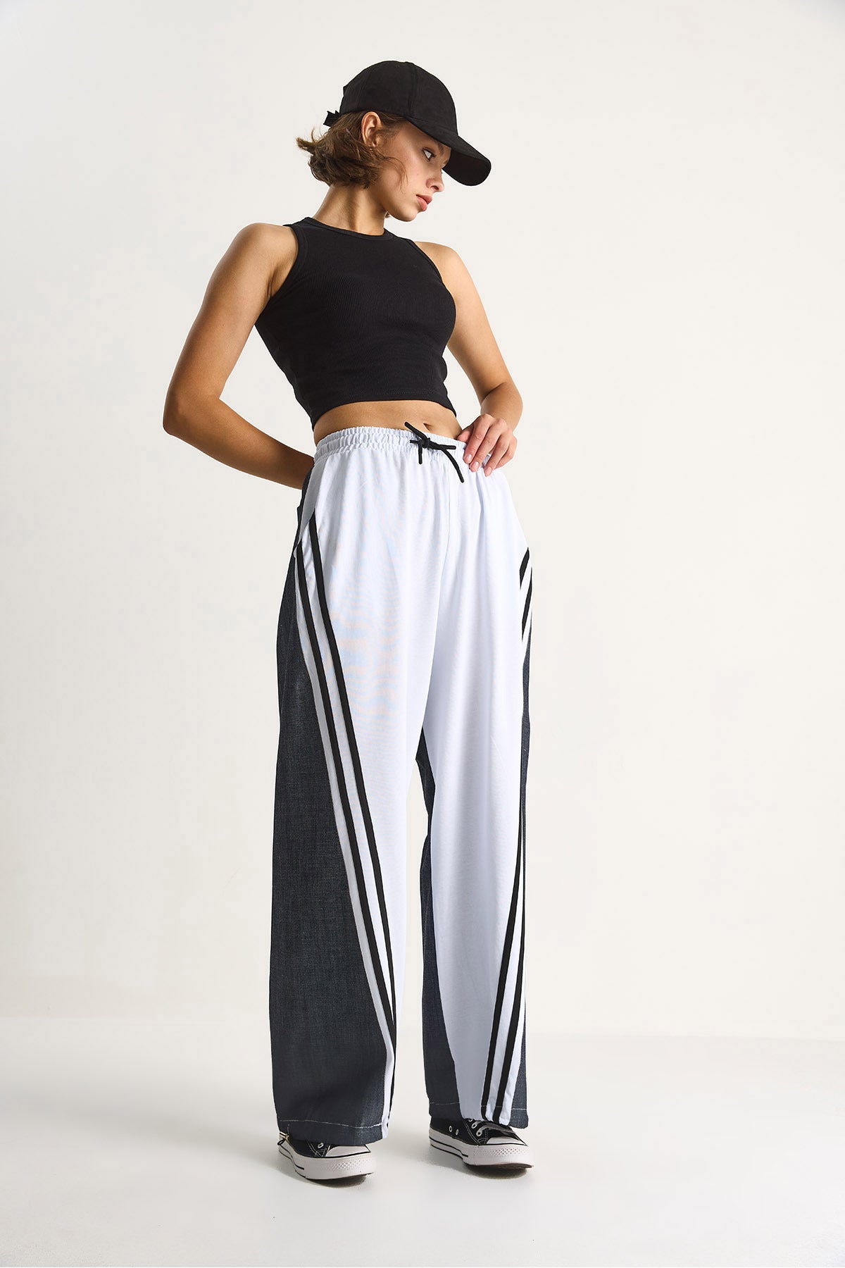Women's Adjustable Leg High Waist Stripe Detailed Trousers 60284069