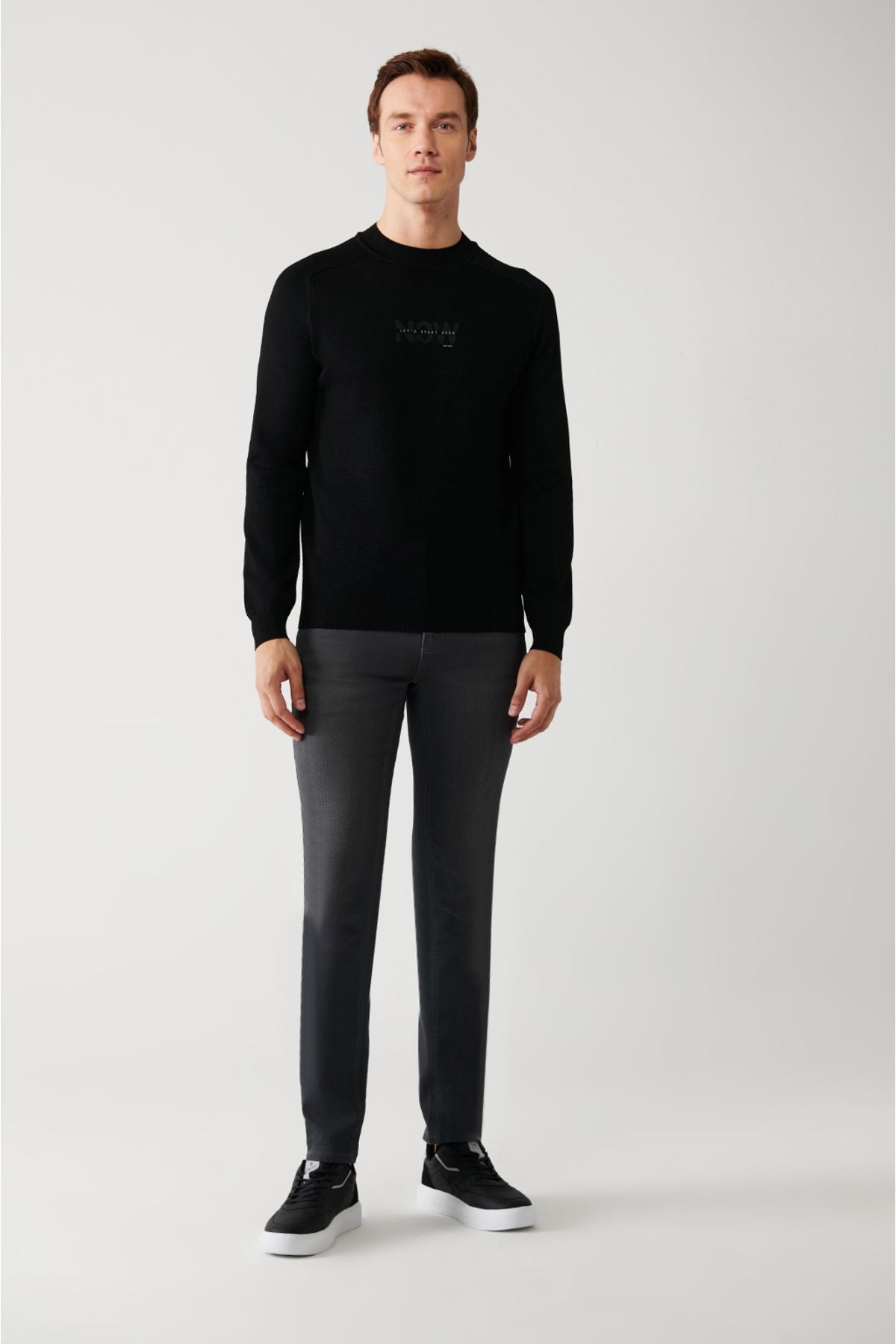 Men's black bike collar textured rayon knitwear sweater A32y5107