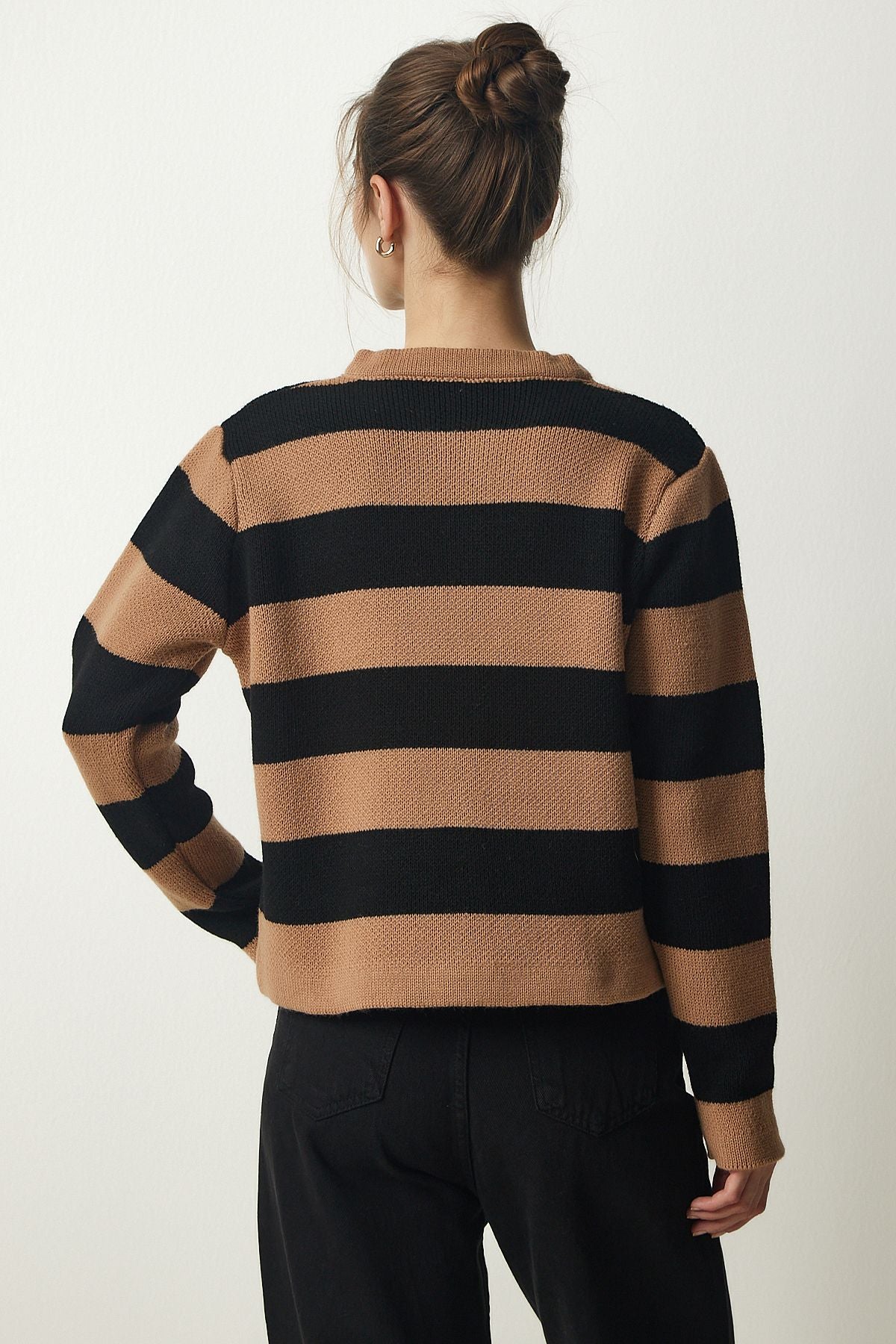 Female Biscuit Black Stylish button striped knitwear cardigan NF00078