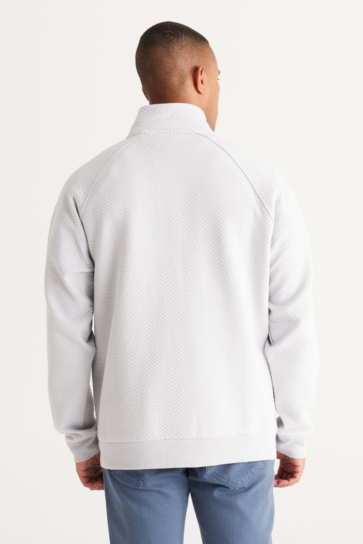 Men's light gray loose fit upright bato collar polar polar 3 IP patterned sweatshirt