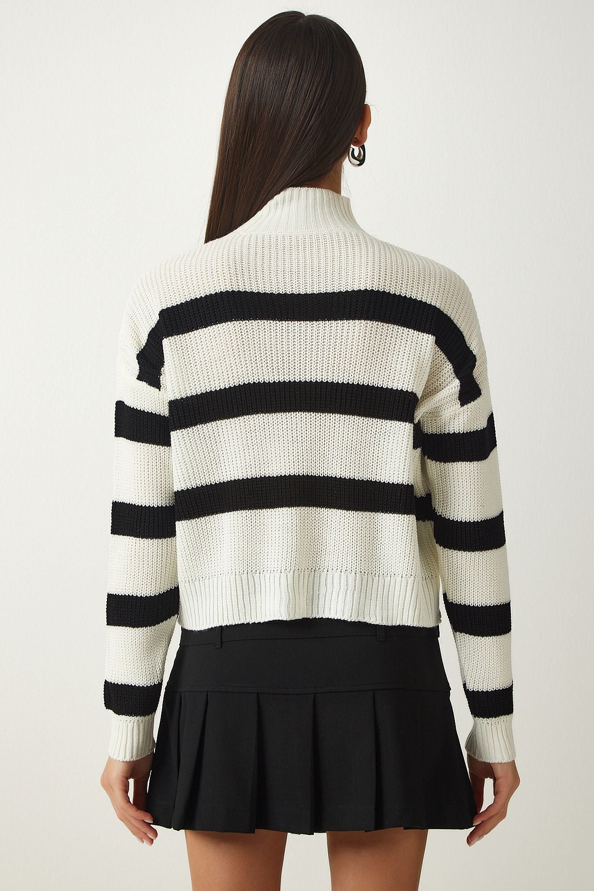 Woman Ecru upright collar striped knitwear sweater za00073
